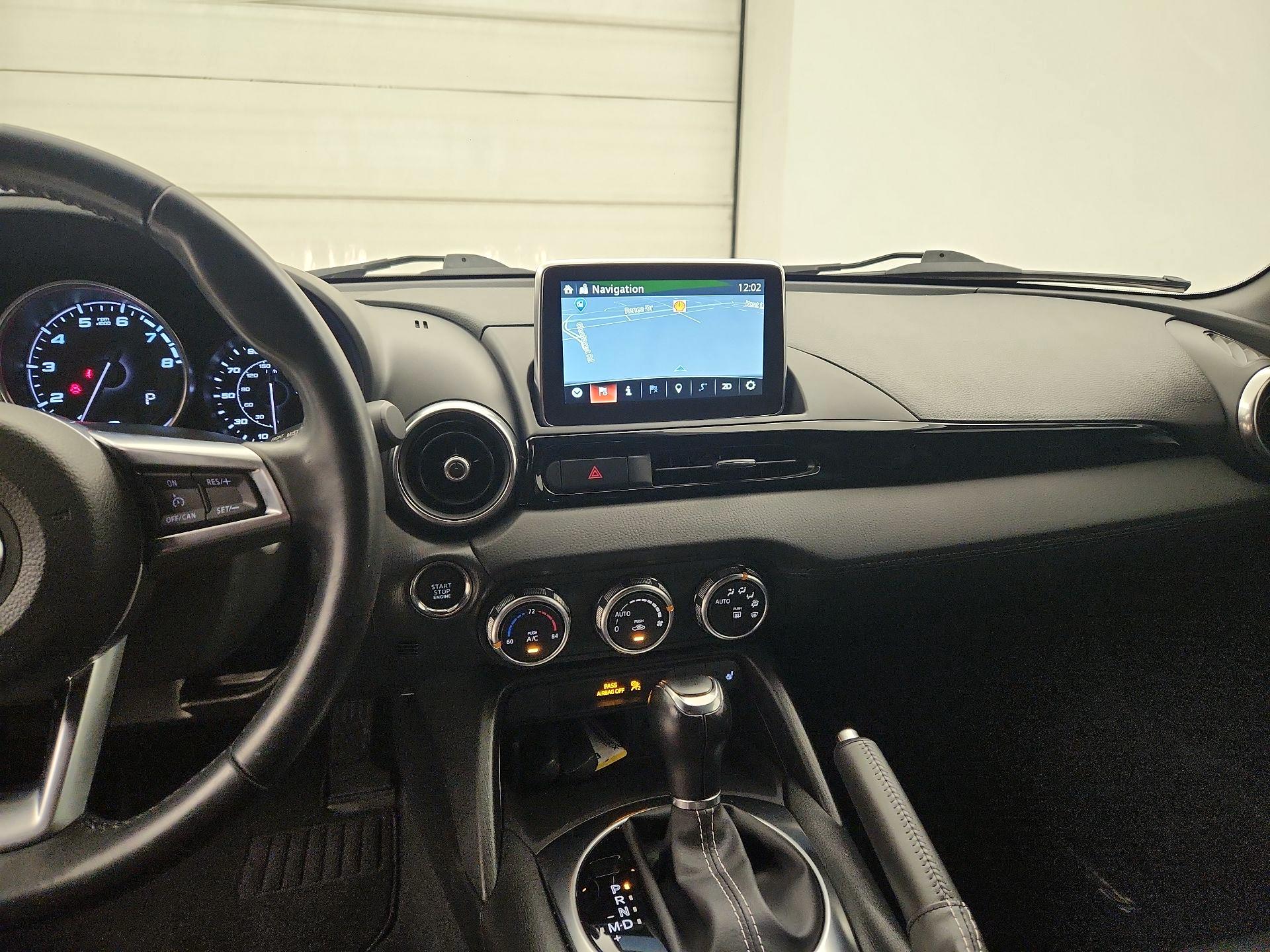 Thumbnail: 2018 Fiat 124 Spider - 9