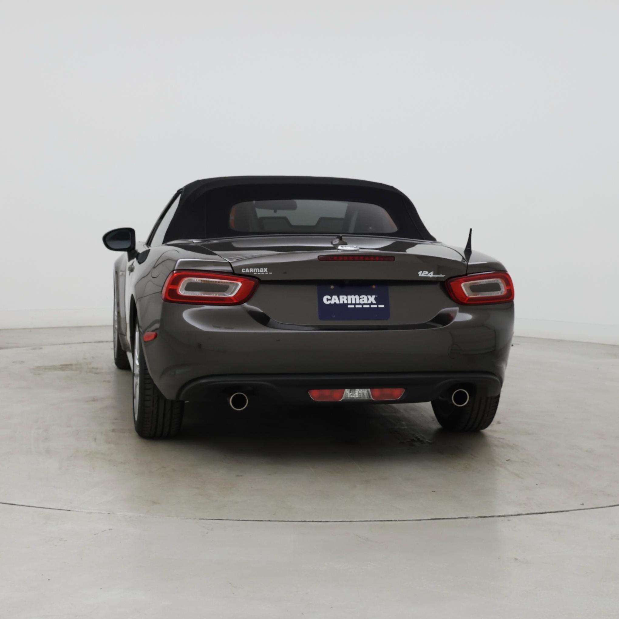 Thumbnail: 2018 Fiat 124 Spider - 6