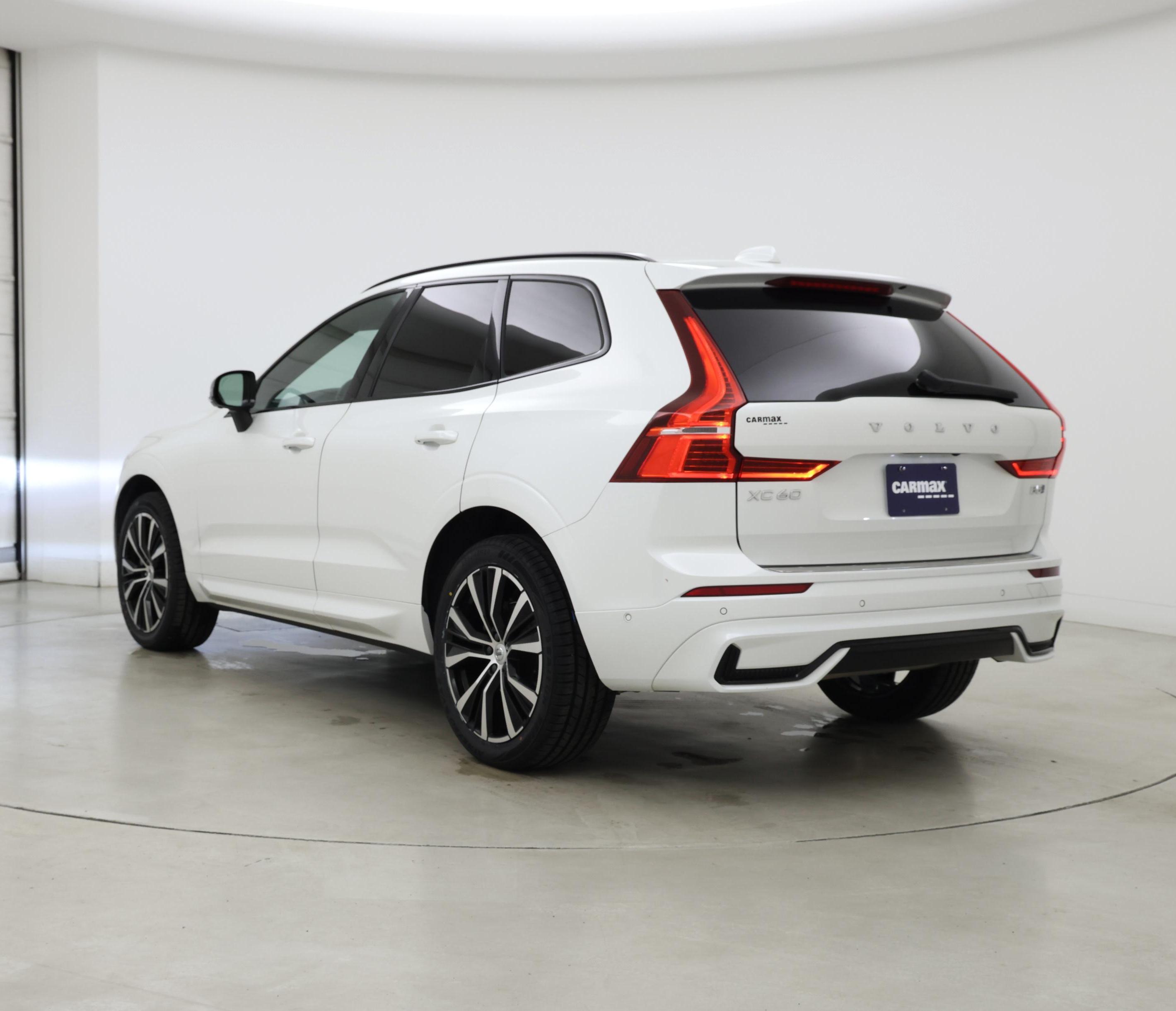 Thumbnail: 2023 Volvo XC60 - 2