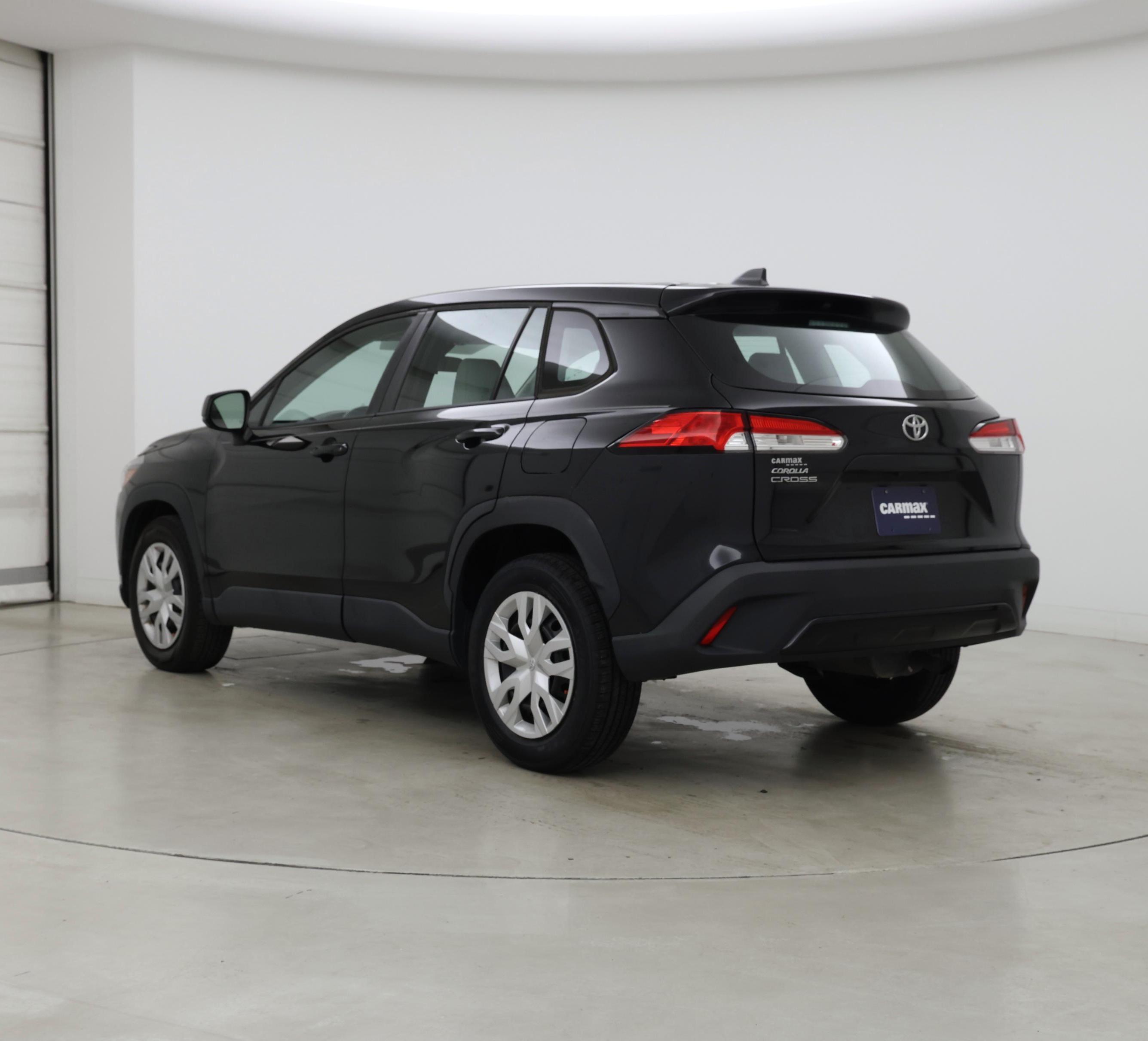 Thumbnail: 2022 Toyota Corolla Cross - 2