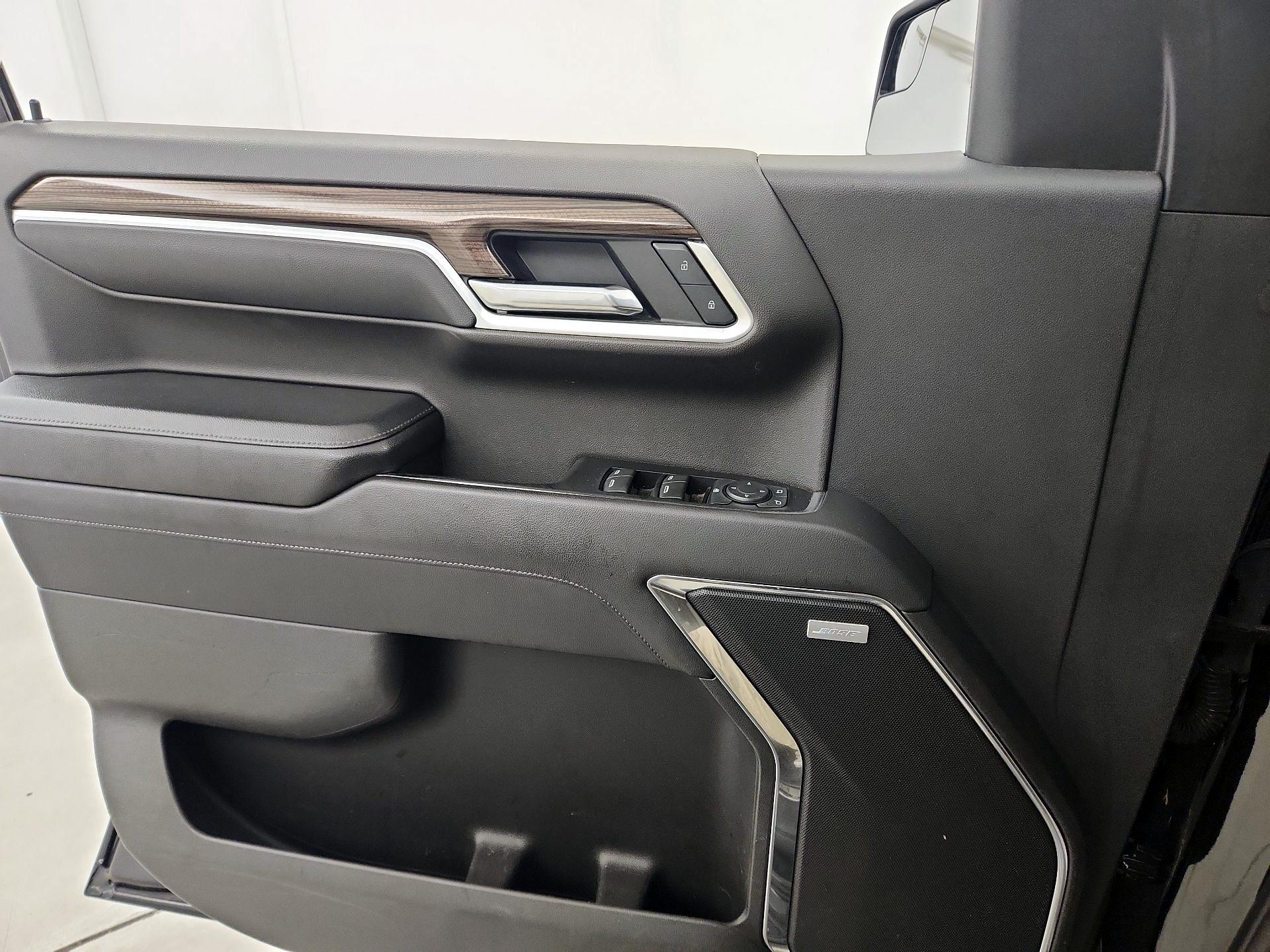 Thumbnail: 2022 Chevrolet Silverado 1500 - 12