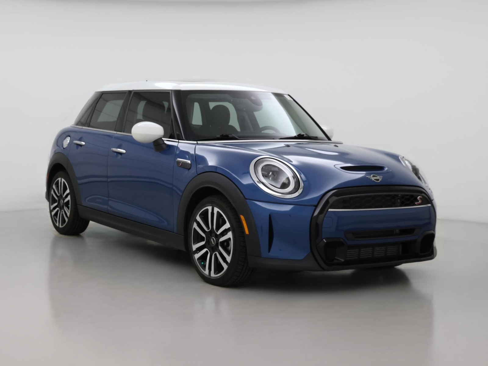 2024 MINI Hardtop 4 Door