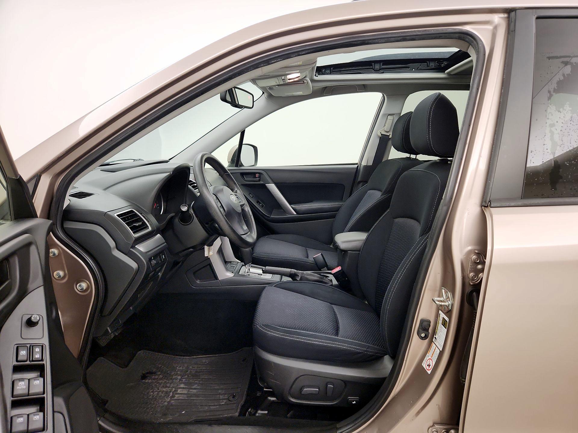 Thumbnail: 2016 Subaru Forester - 11