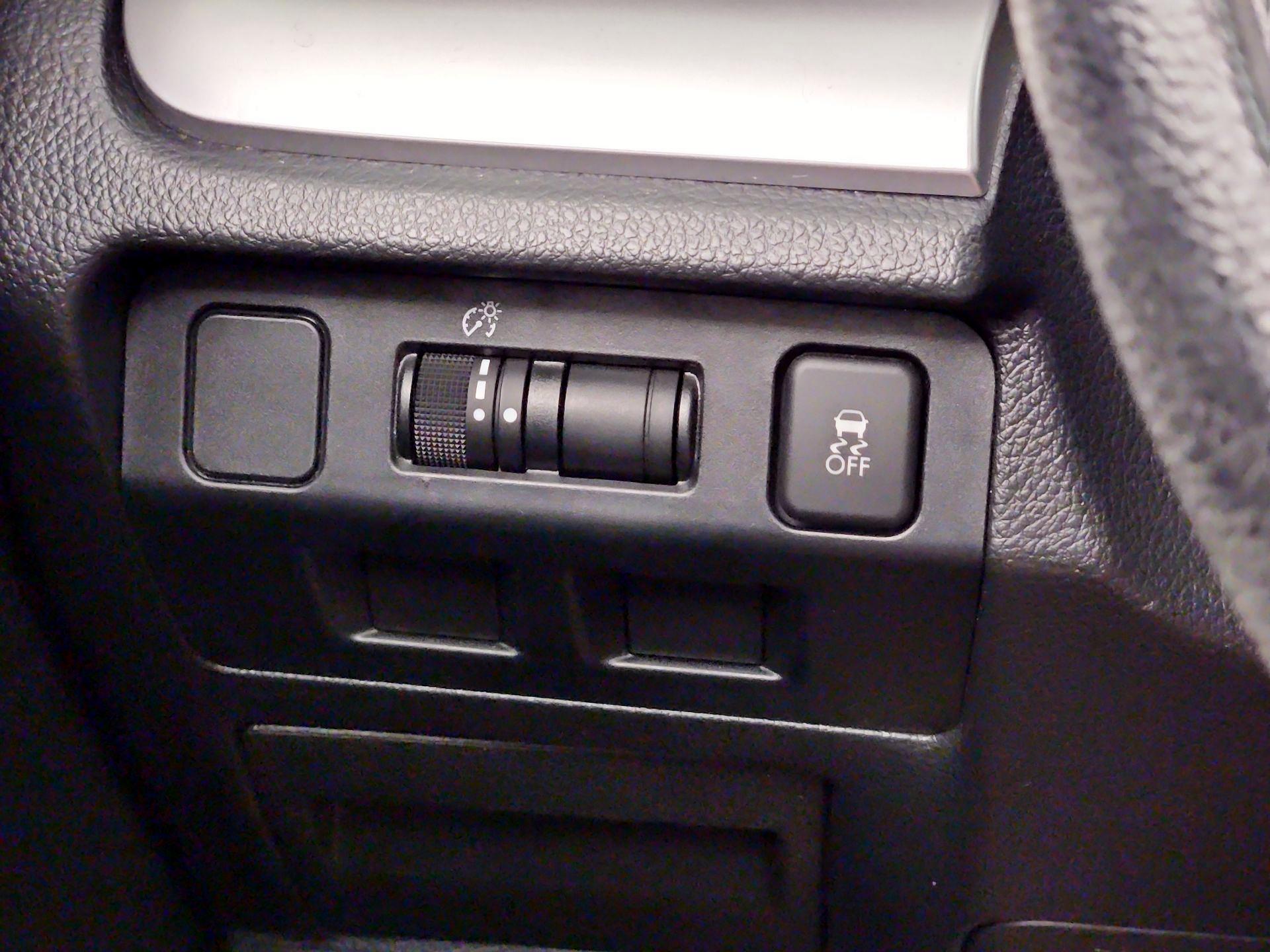 Thumbnail: 2016 Subaru Forester - 13