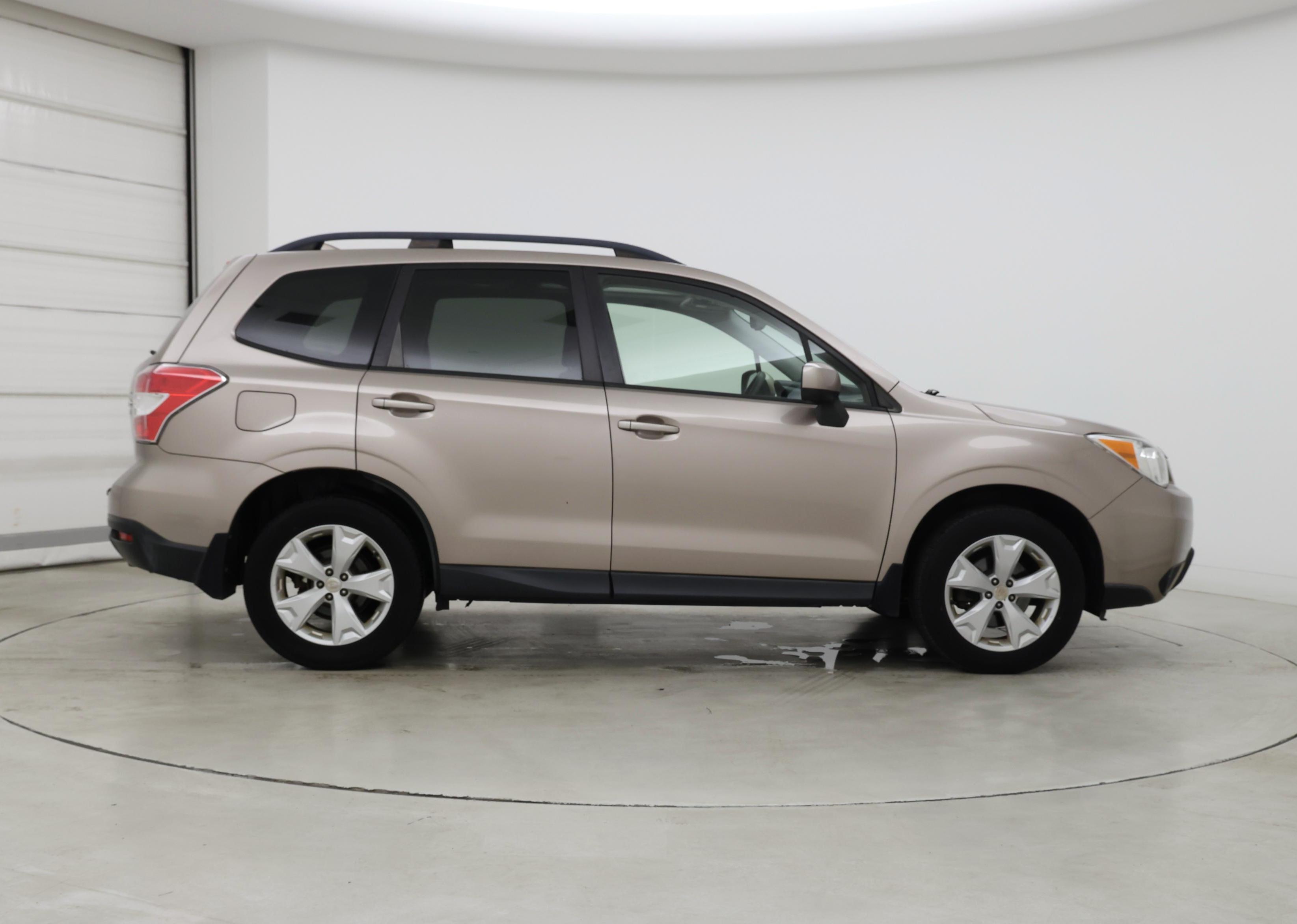 Thumbnail: 2016 Subaru Forester - 7