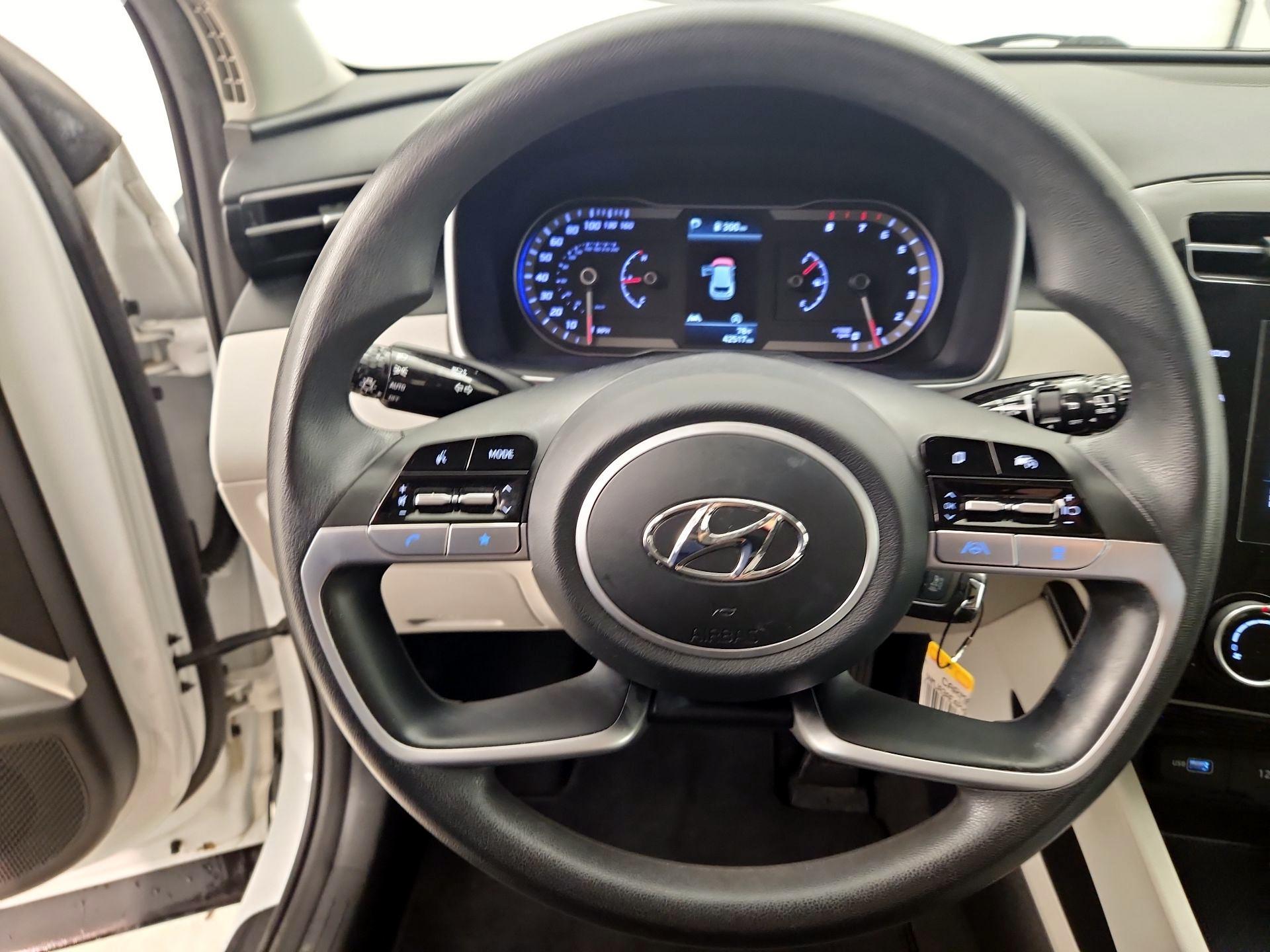 Thumbnail: 2023 Hyundai Tucson - 10