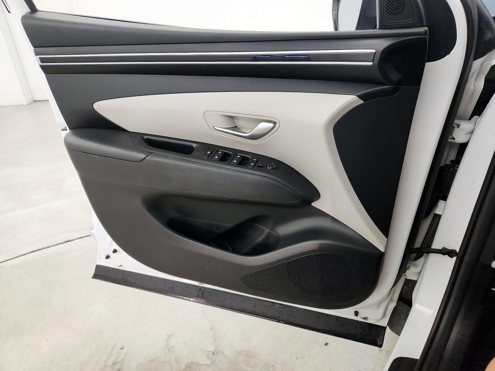 Thumbnail: 2023 Hyundai Tucson - 12
