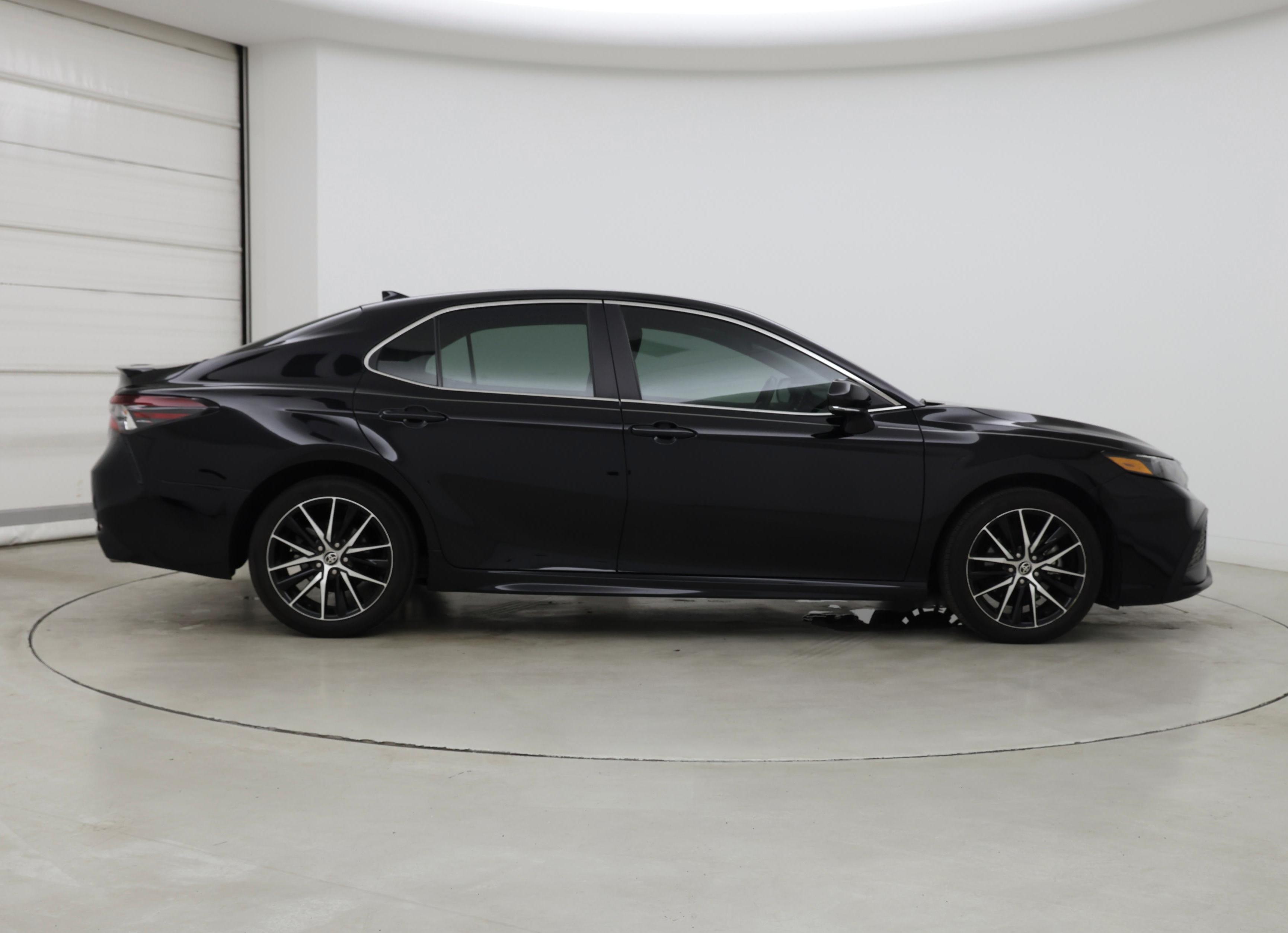 Thumbnail: 2024 Toyota Camry - 7