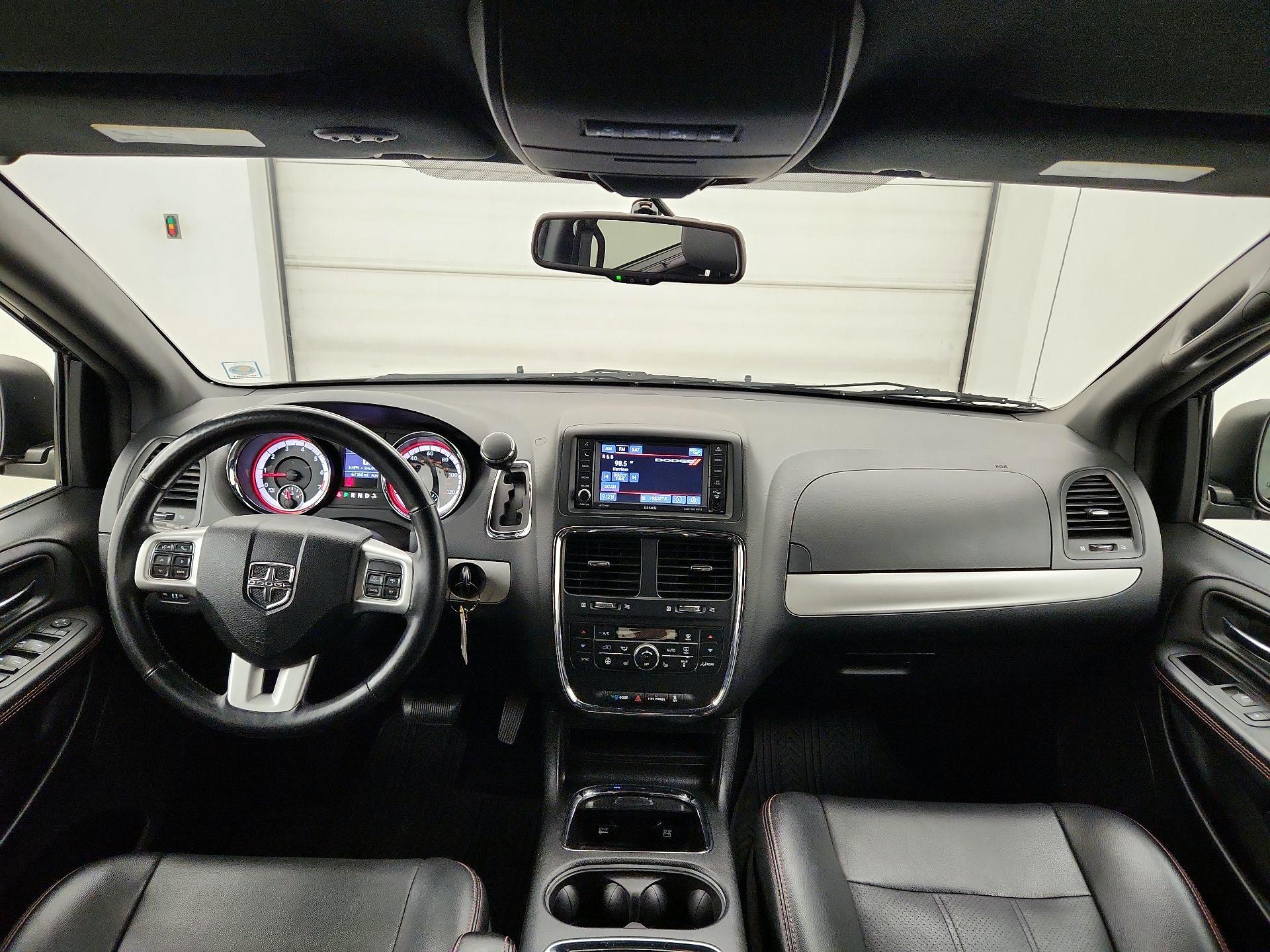 Thumbnail: 2017 Dodge Grand Caravan - 9