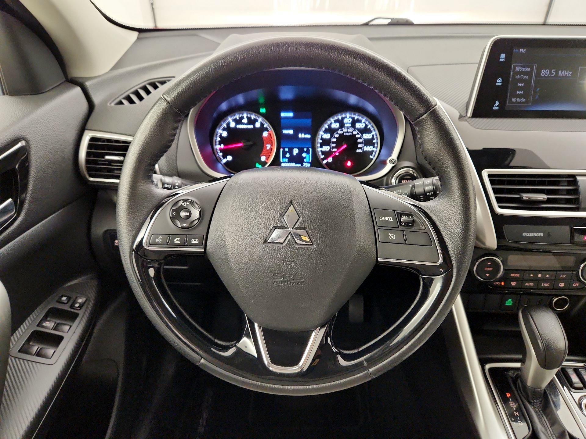 Thumbnail: 2020 Mitsubishi Eclipse Cross - 10