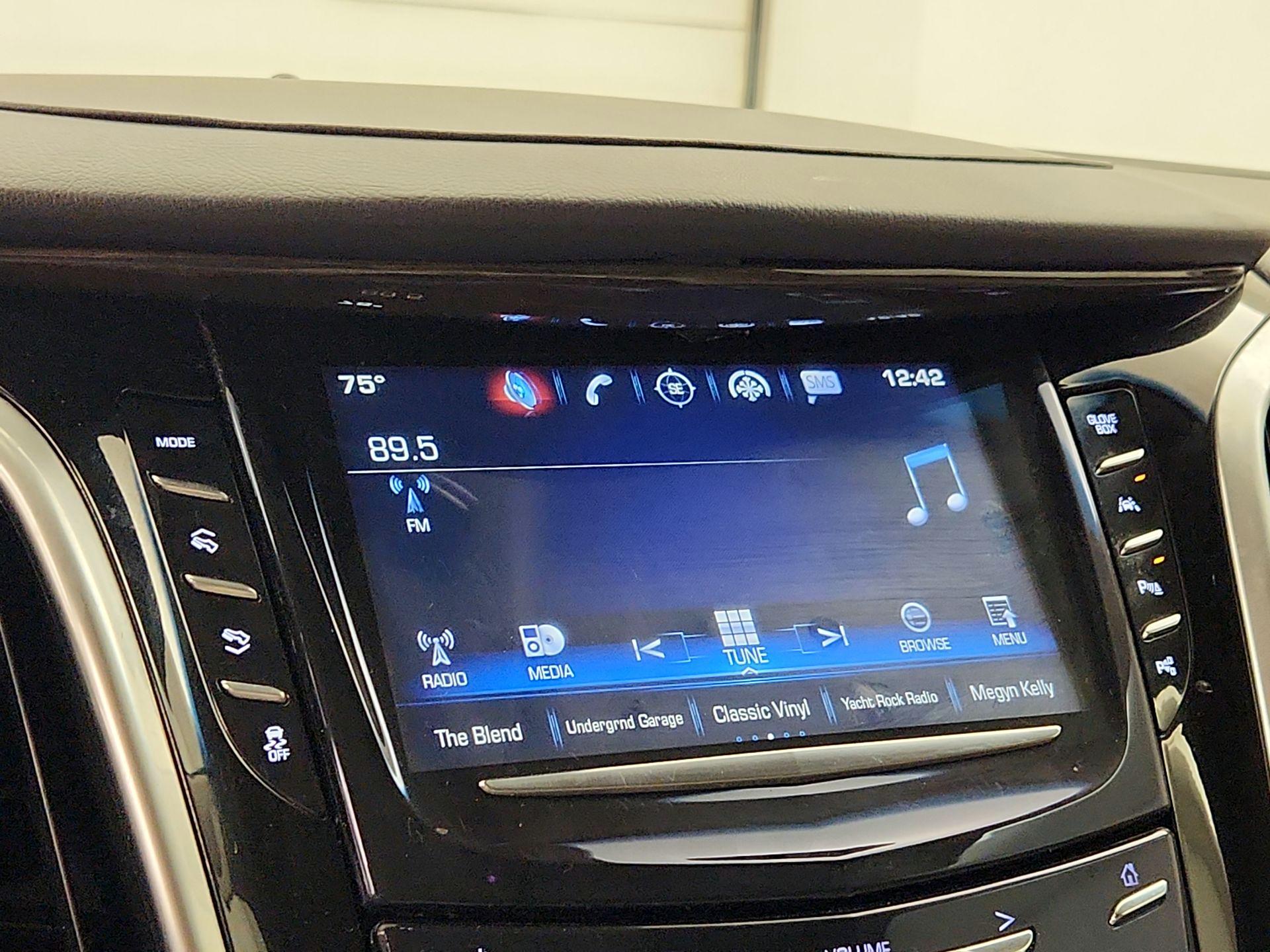 Thumbnail: 2020 Cadillac Escalade - 16