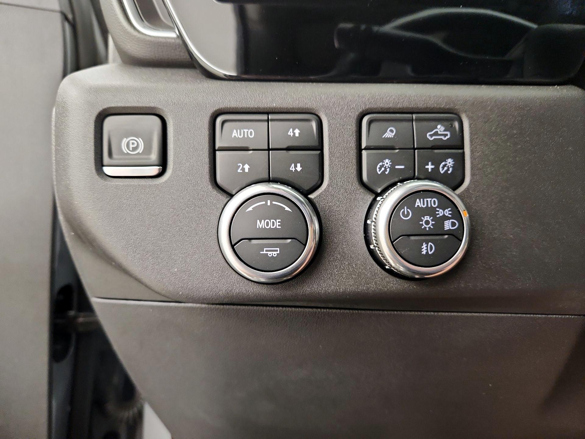 Thumbnail: 2024 GMC Sierra 1500 - 13