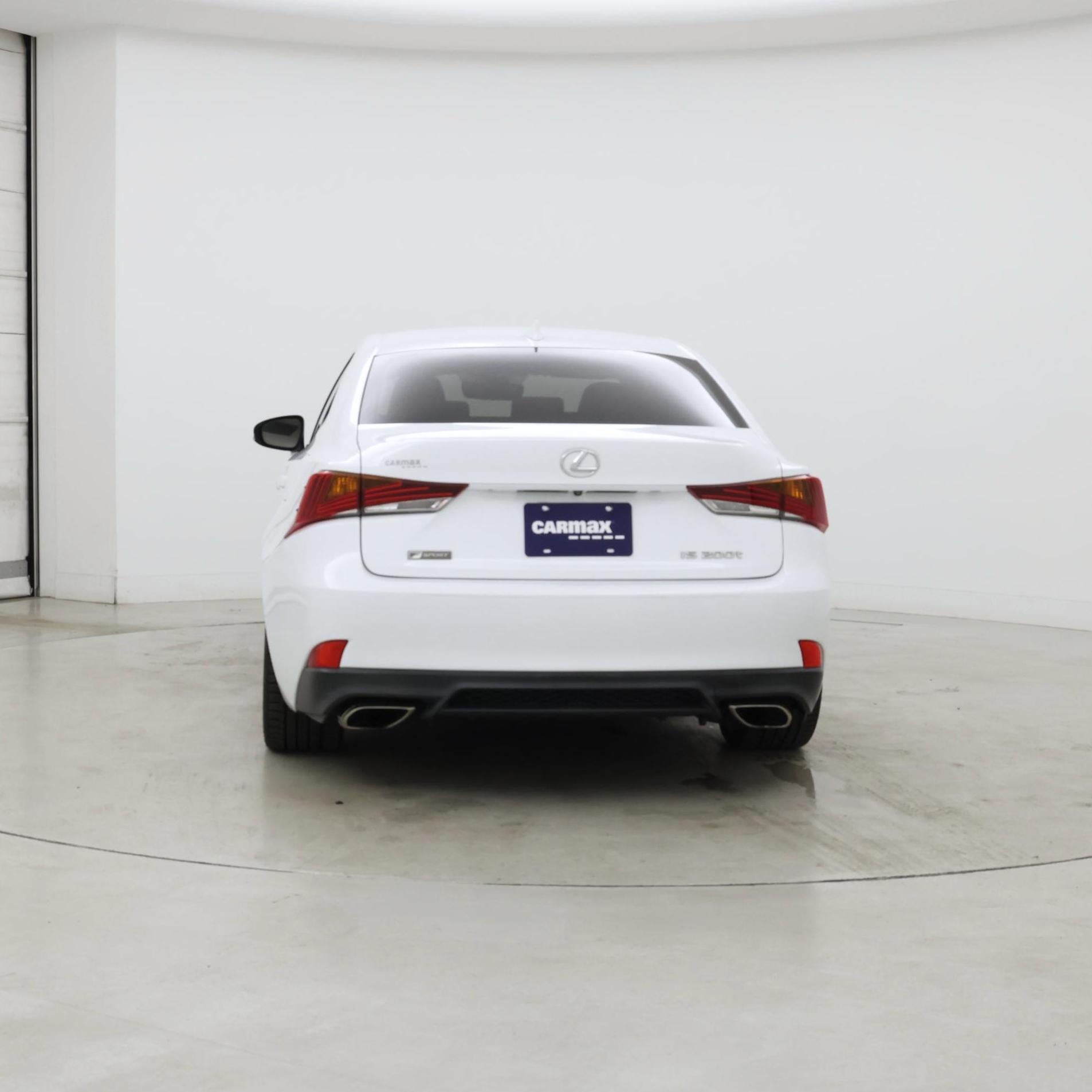 Thumbnail: 2017 Lexus IS - 6