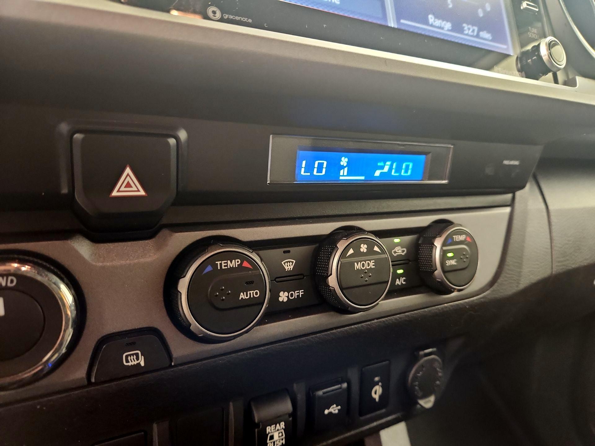 Thumbnail: 2021 Toyota Tacoma - 16