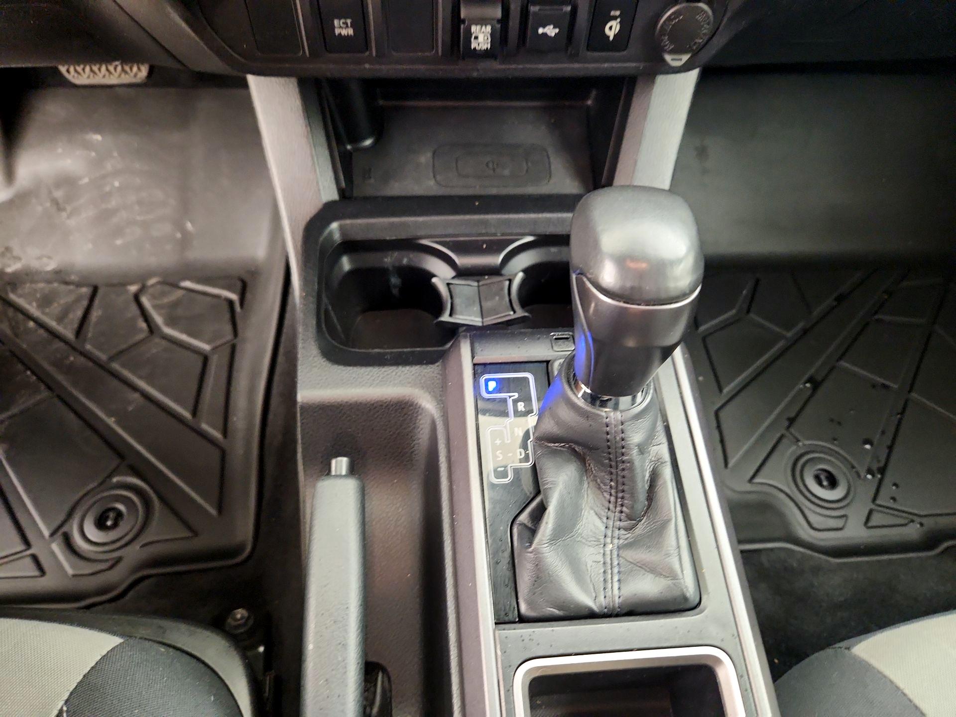 Thumbnail: 2021 Toyota Tacoma - 17