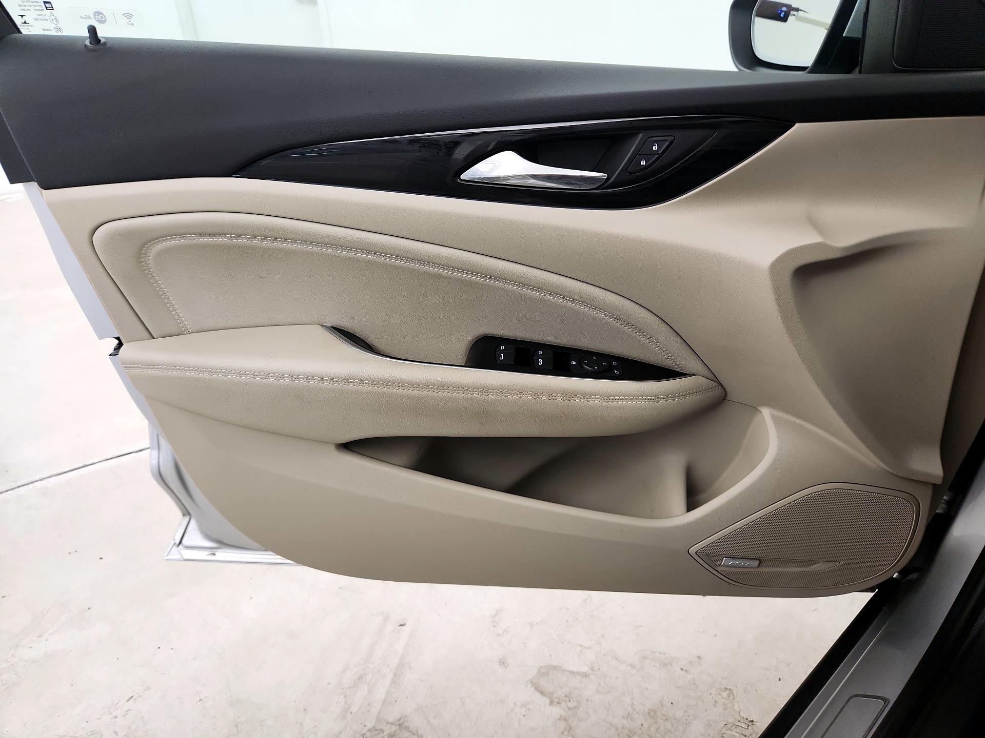Thumbnail: 2018 Buick Regal - 12