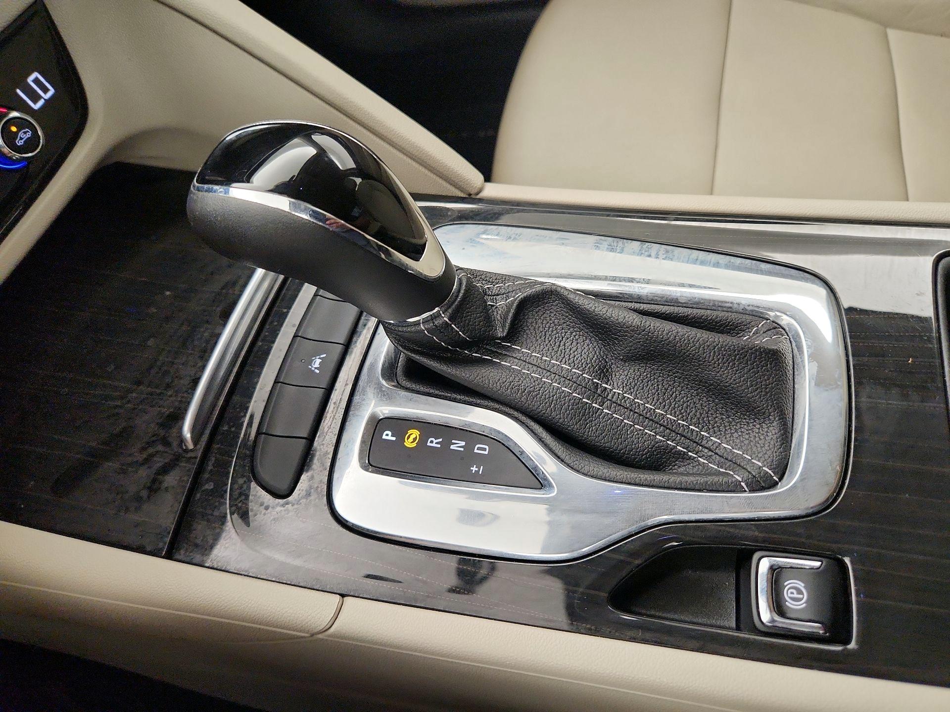 Thumbnail: 2018 Buick Regal - 18