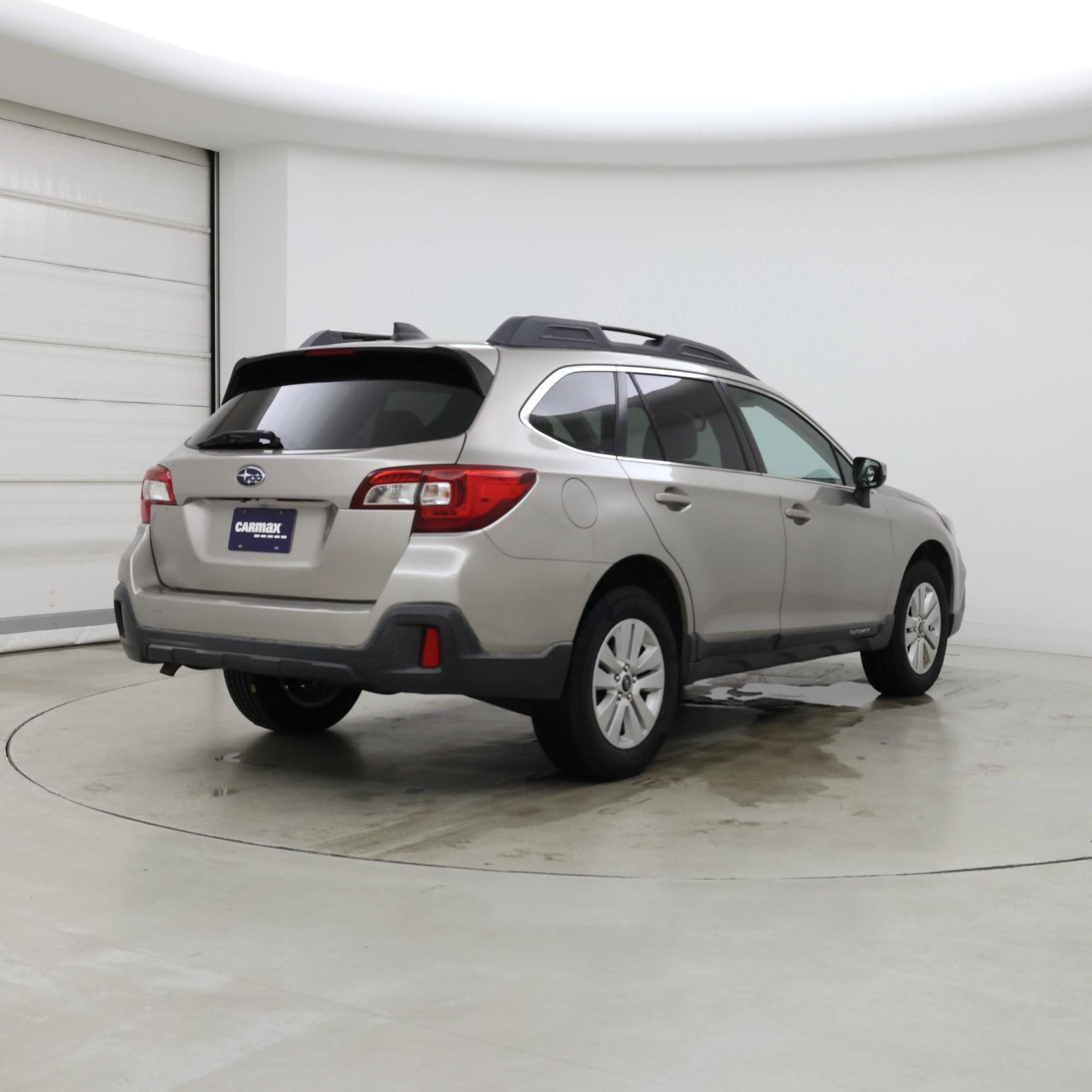 Thumbnail: 2018 Subaru Outback - 8