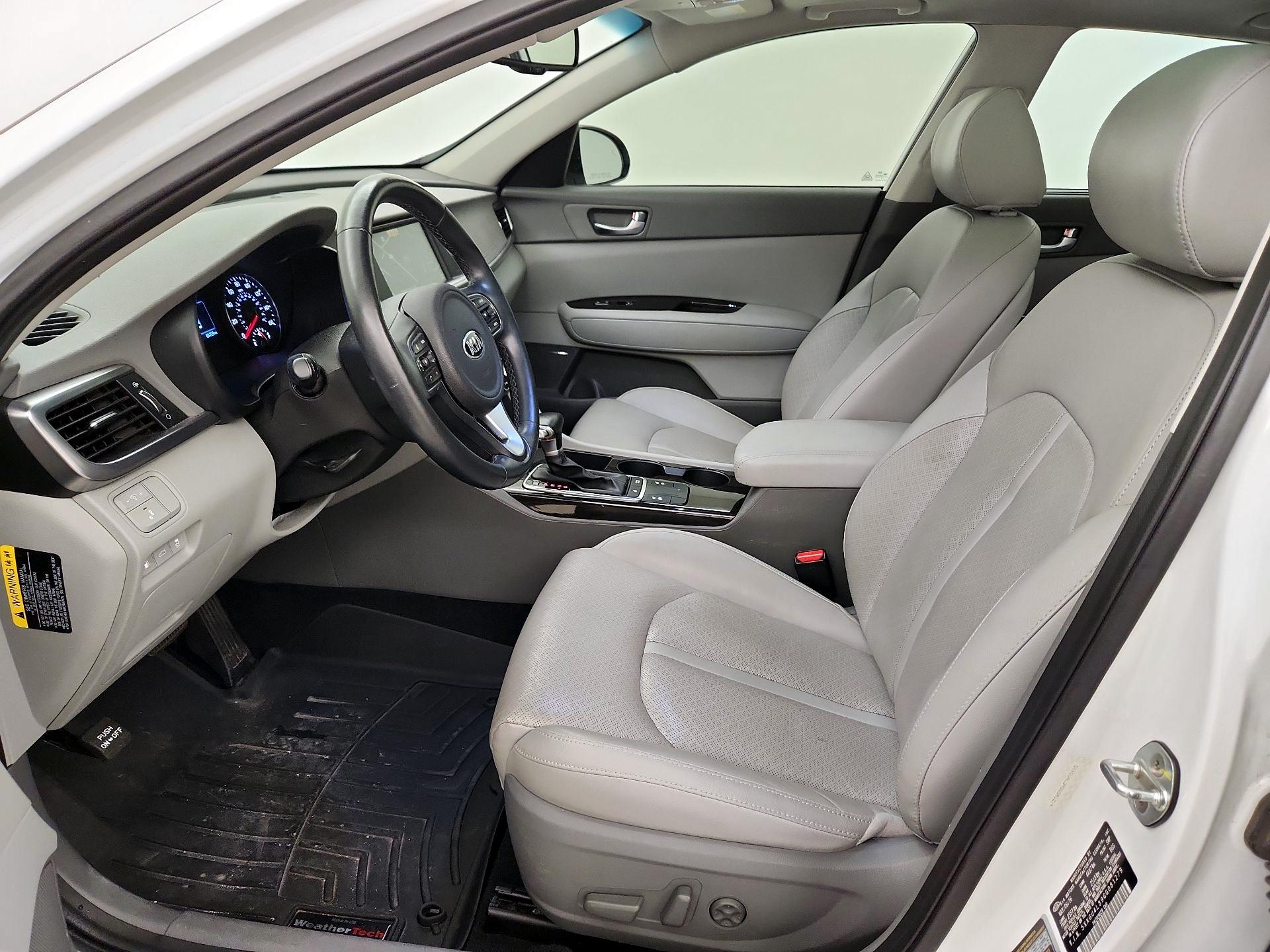 Thumbnail: 2016 Kia Optima - 11