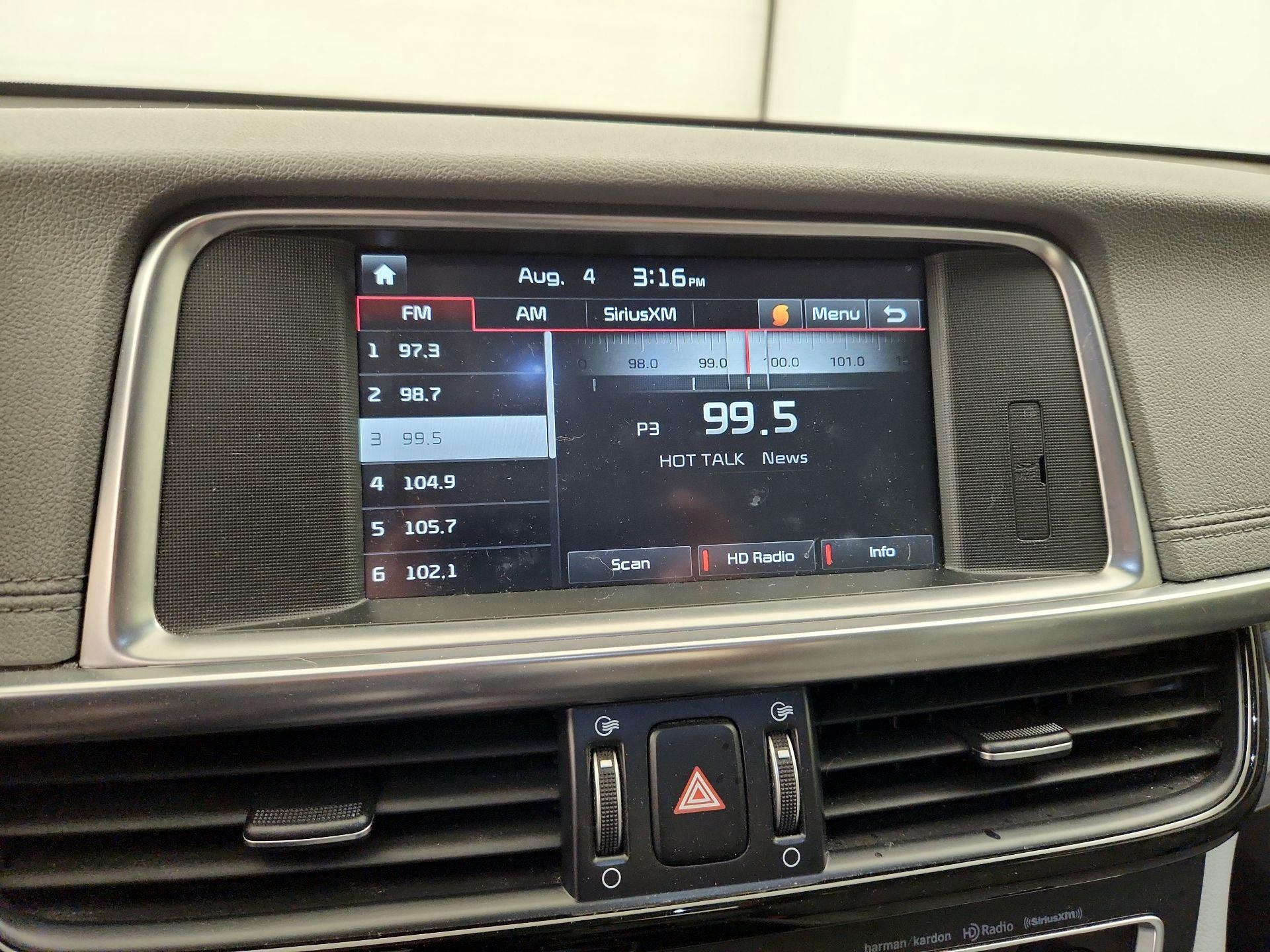 Thumbnail: 2016 Kia Optima - 16