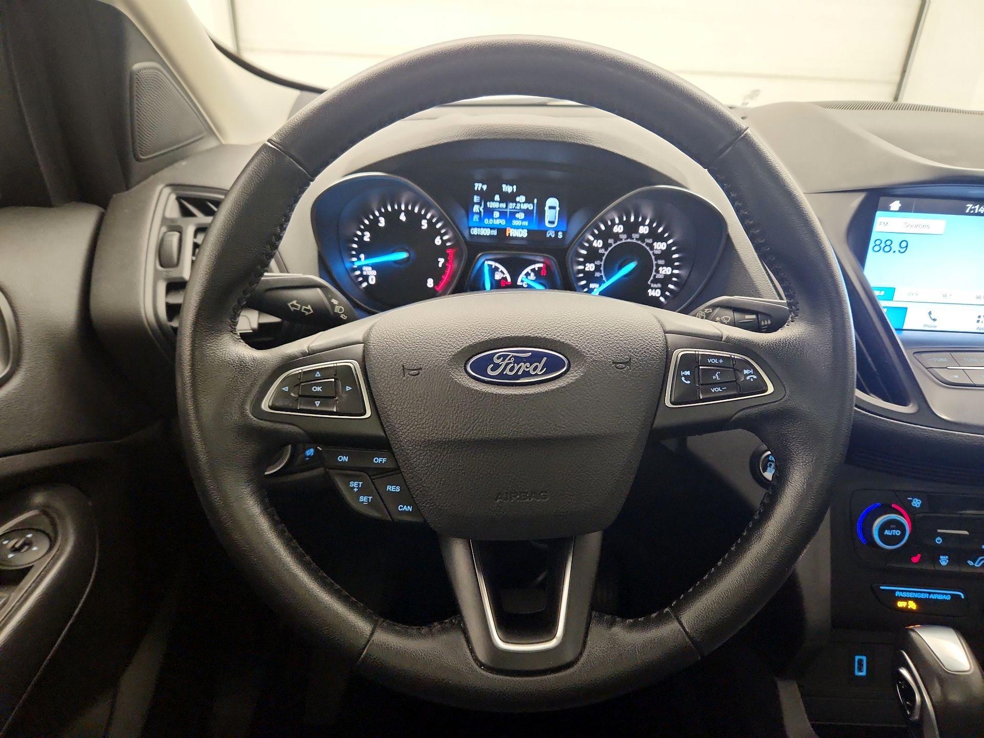 Thumbnail: 2019 Ford Escape - 10