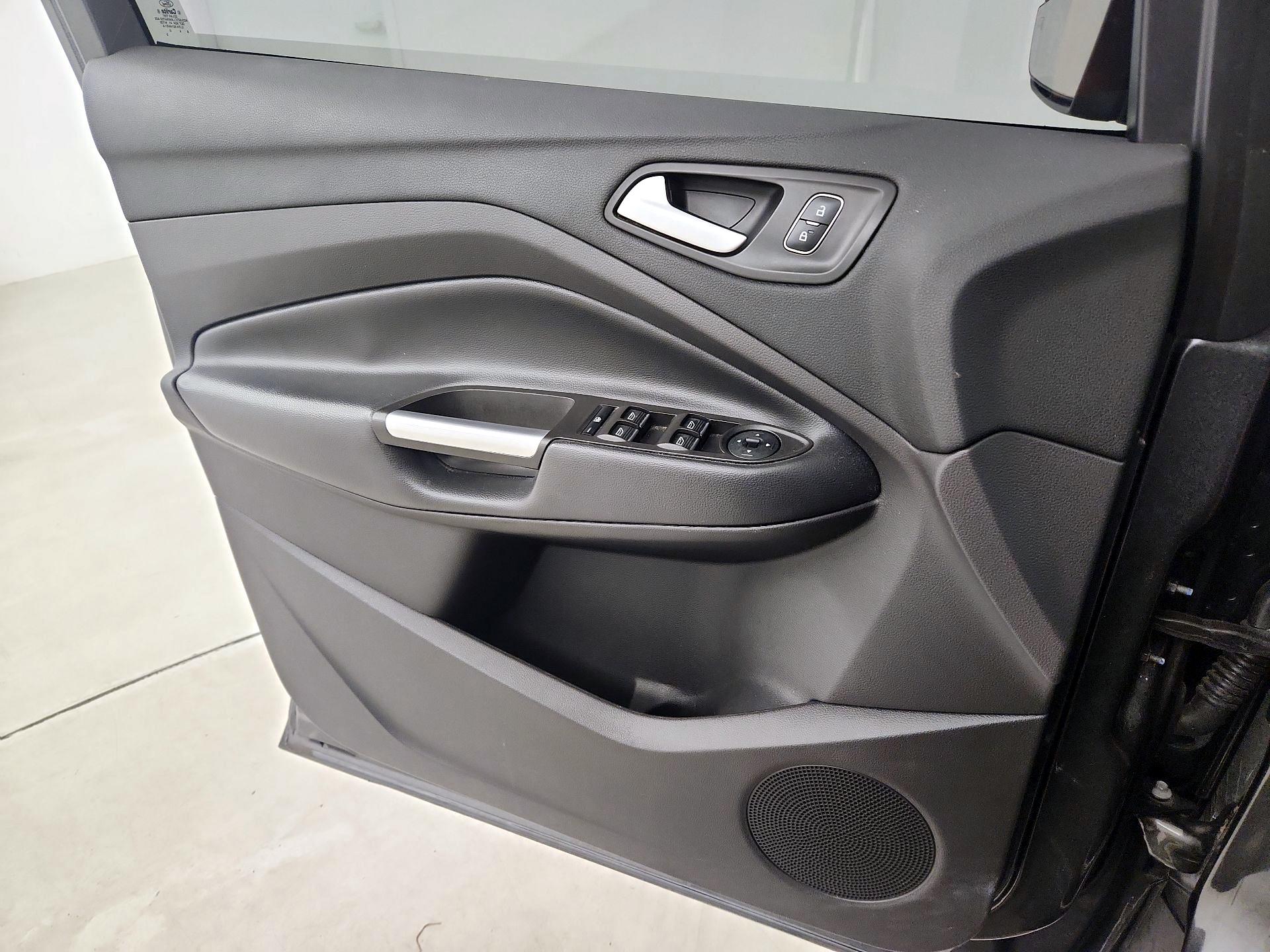 Thumbnail: 2019 Ford Escape - 12