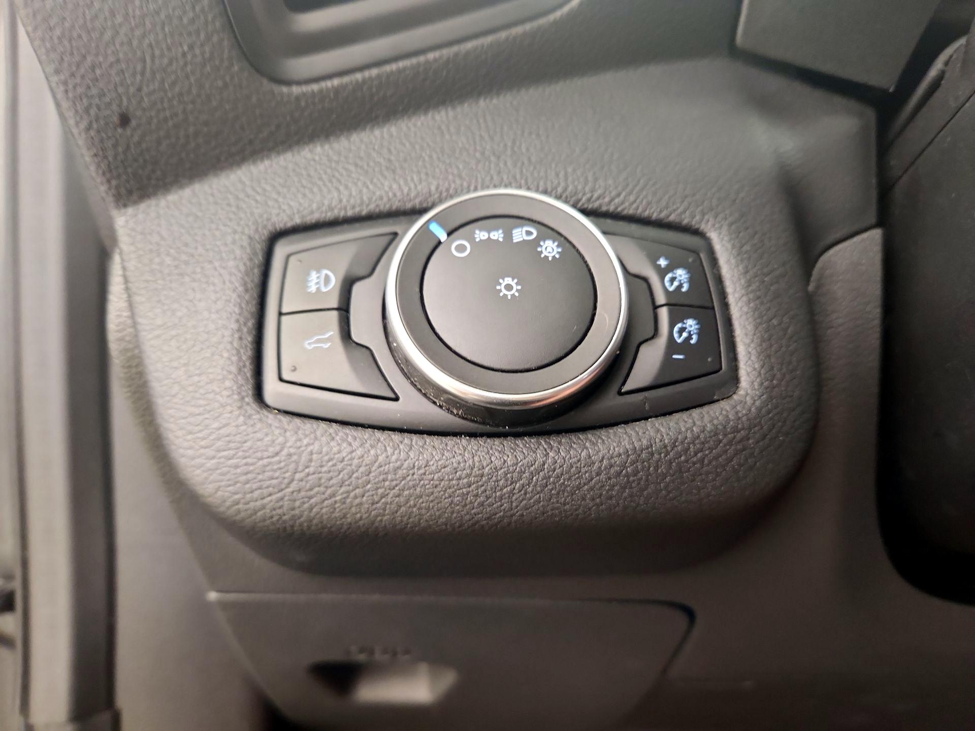 Thumbnail: 2019 Ford Escape - 13