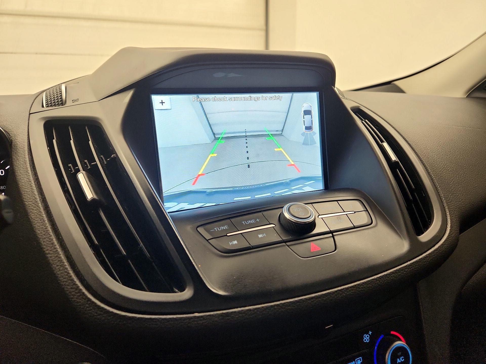 Thumbnail: 2019 Ford Escape - 14