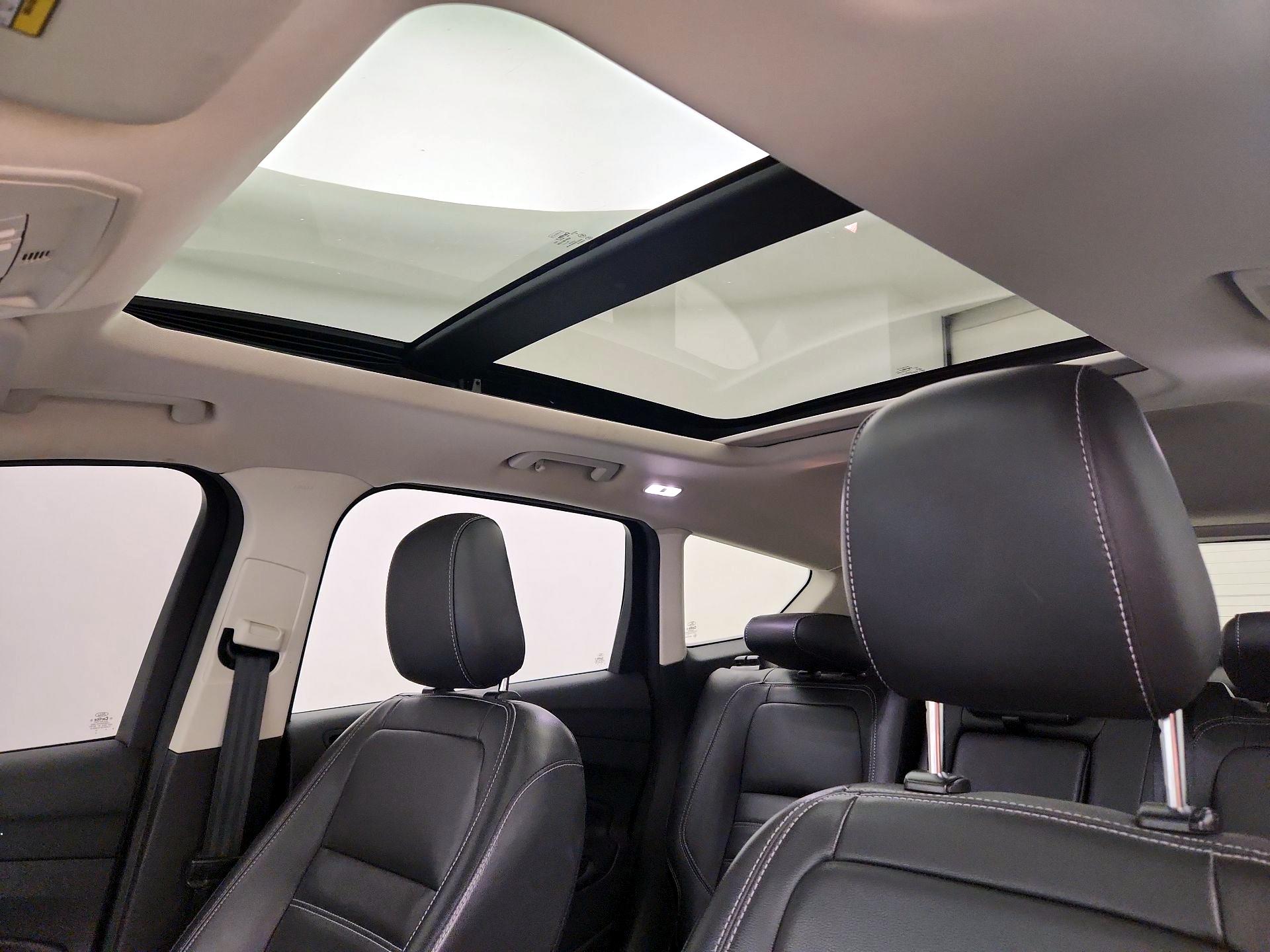 Thumbnail: 2019 Ford Escape - 19
