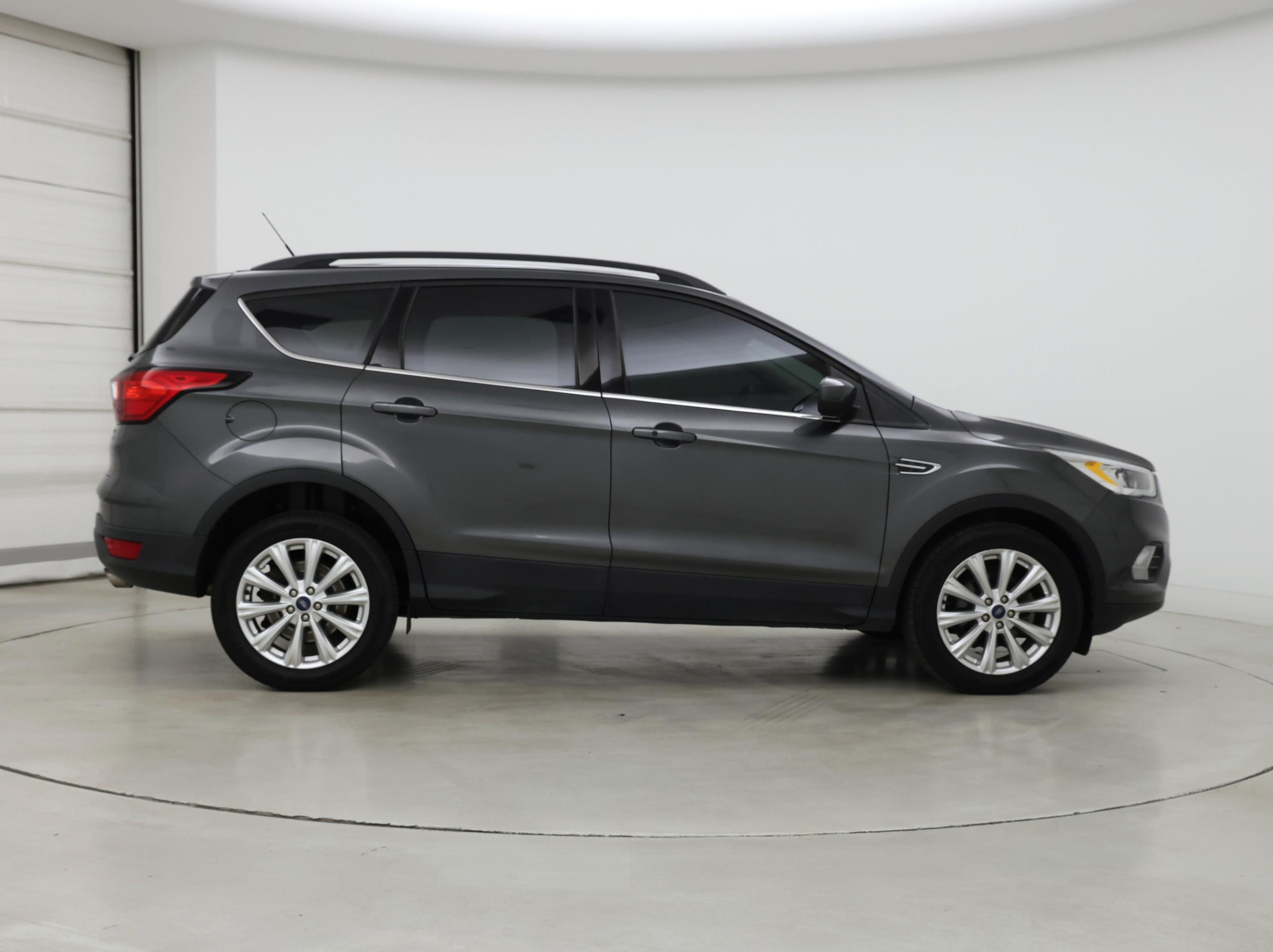 Thumbnail: 2019 Ford Escape - 7