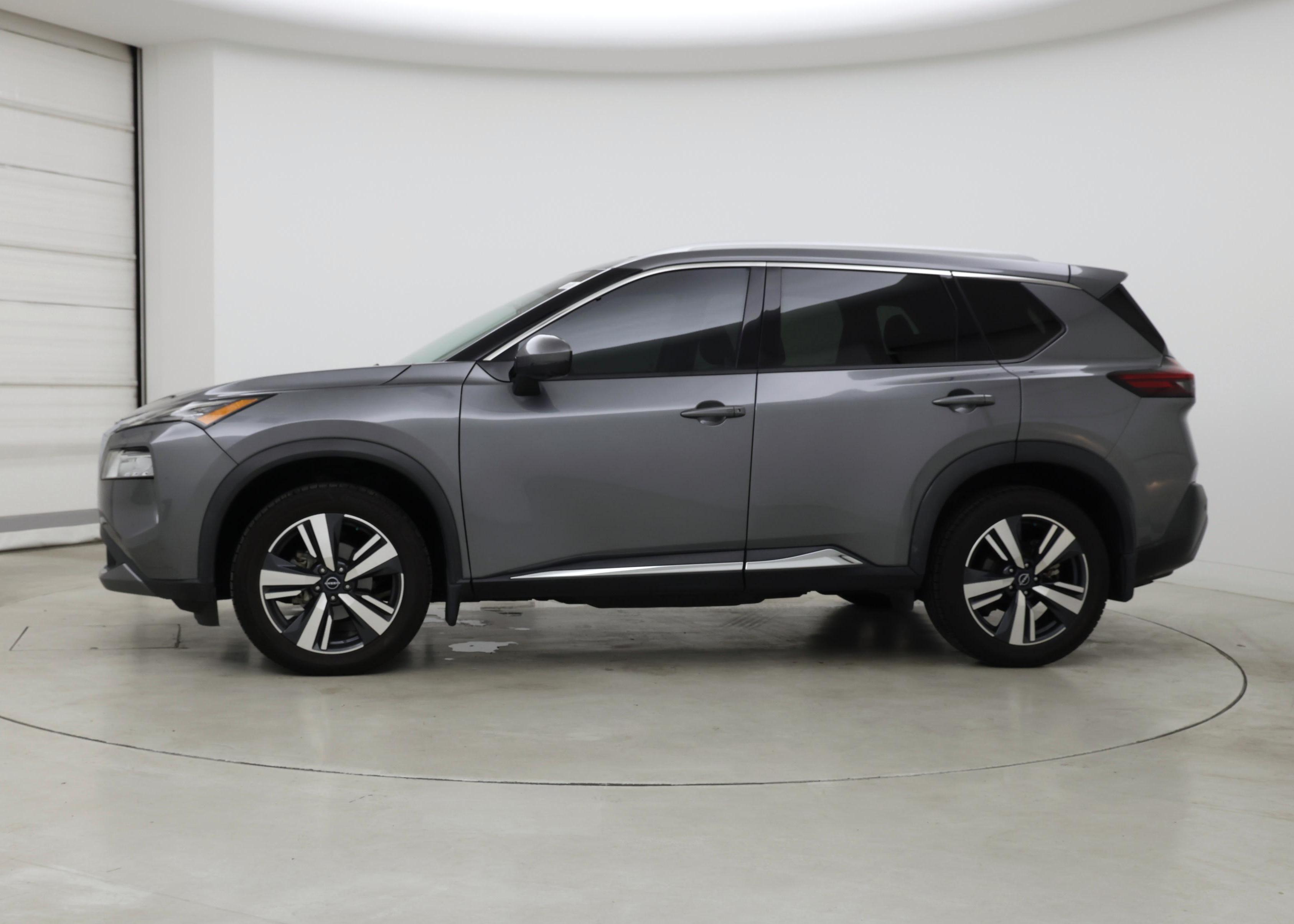 Thumbnail: 2022 Nissan Rogue - 3