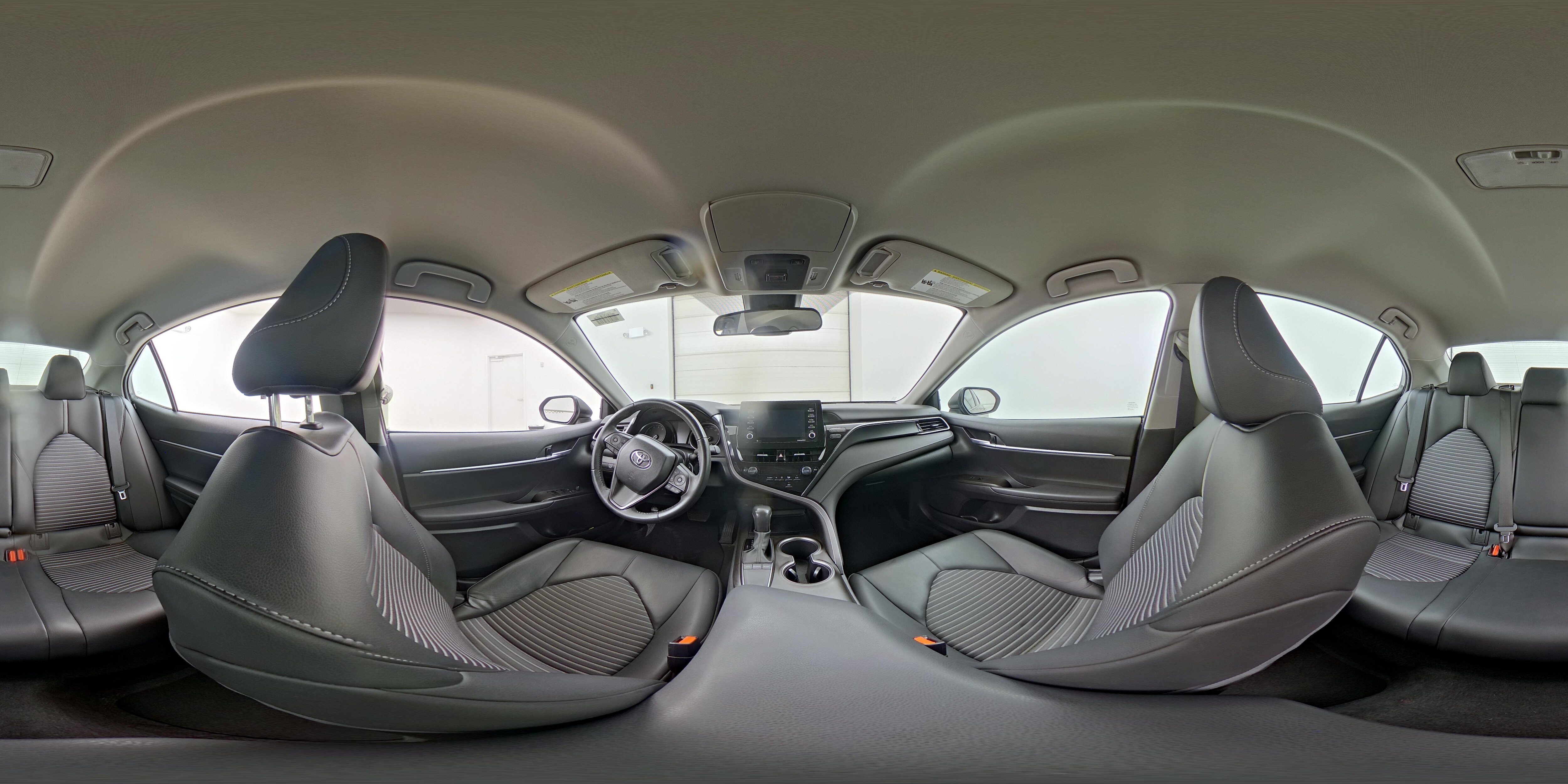 2023 Toyota Camry SE - Photo 24