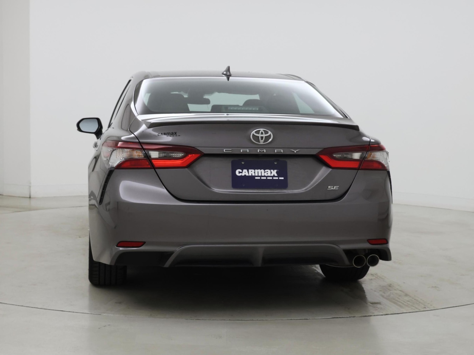 2023 Toyota Camry SE - Photo 7