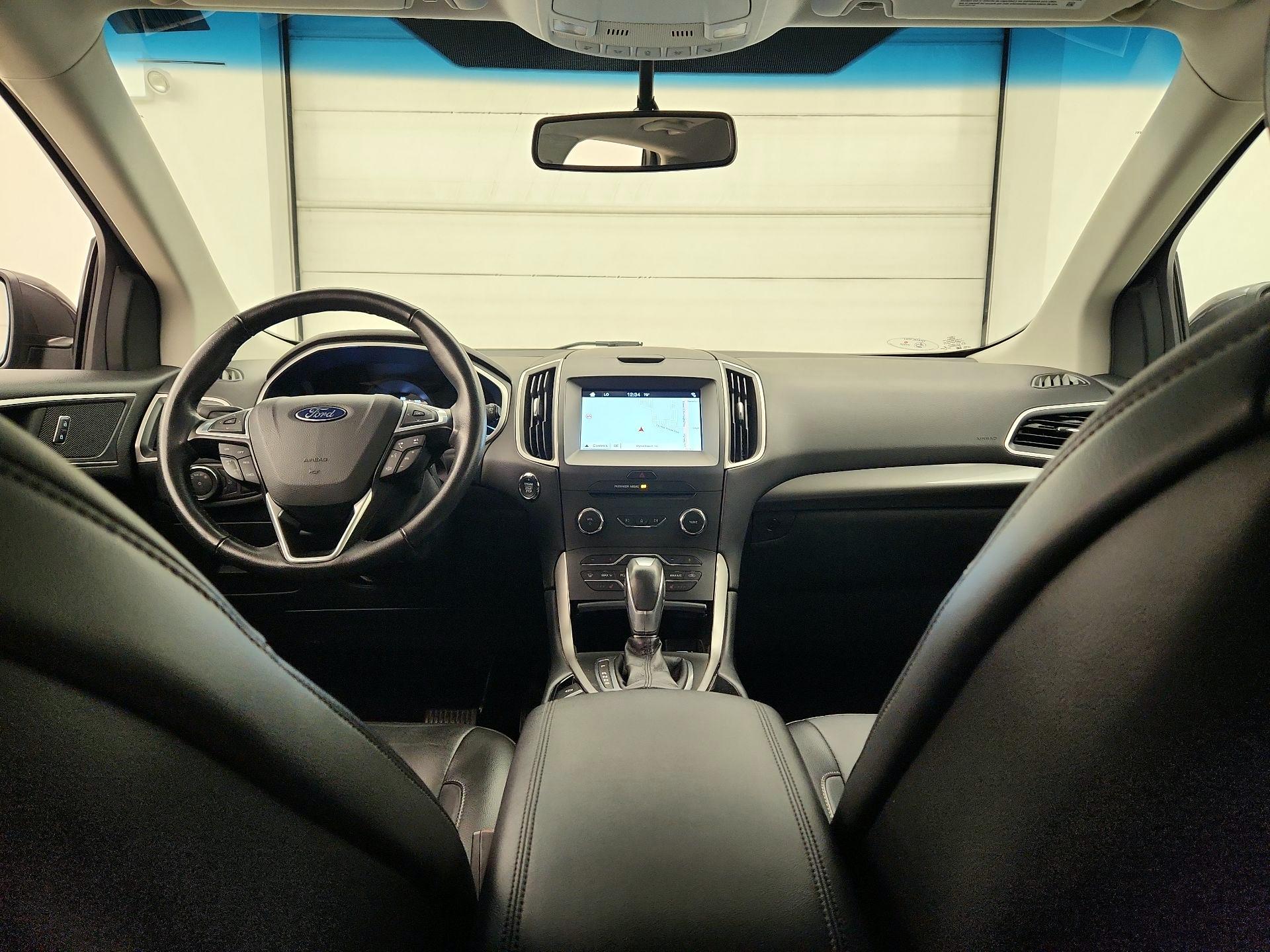 Thumbnail: 2016 Ford Edge - 9