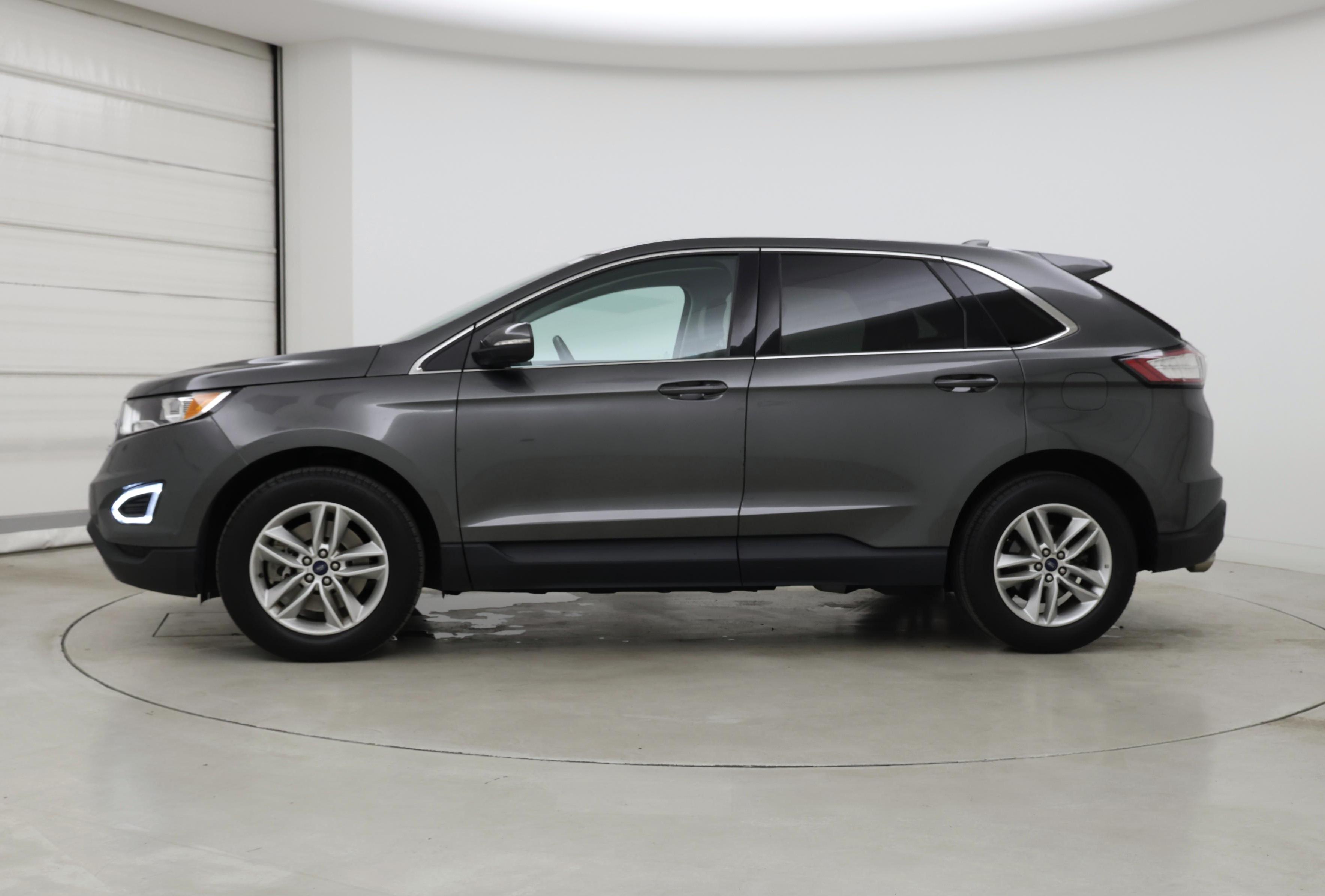 Thumbnail: 2016 Ford Edge - 3