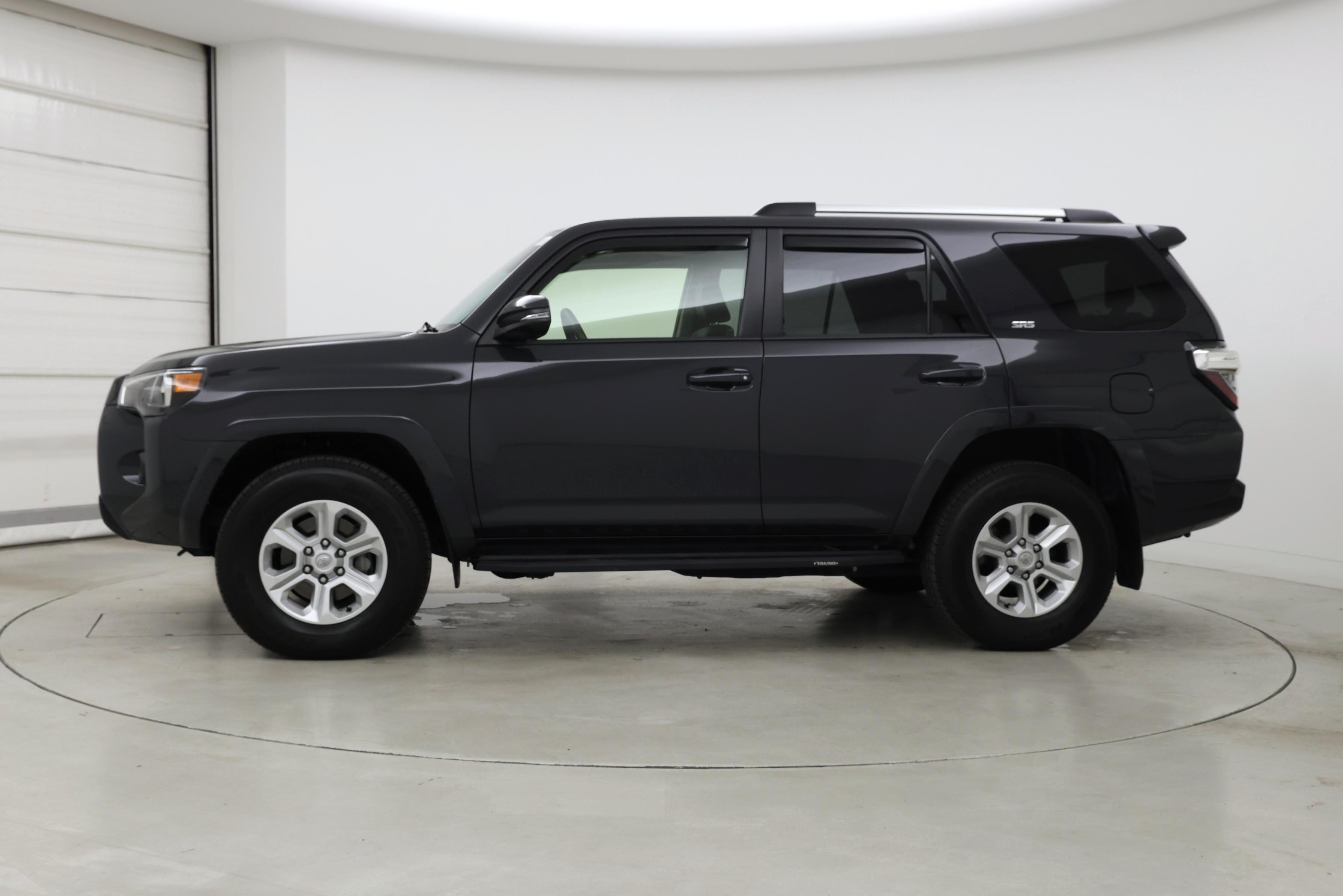 Thumbnail: 2024 Toyota 4Runner - 3