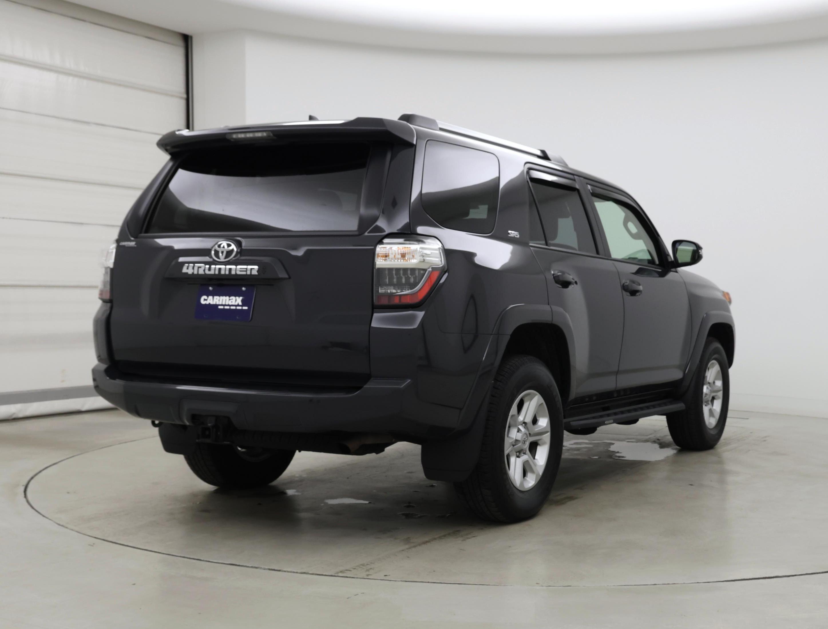 Thumbnail: 2024 Toyota 4Runner - 8