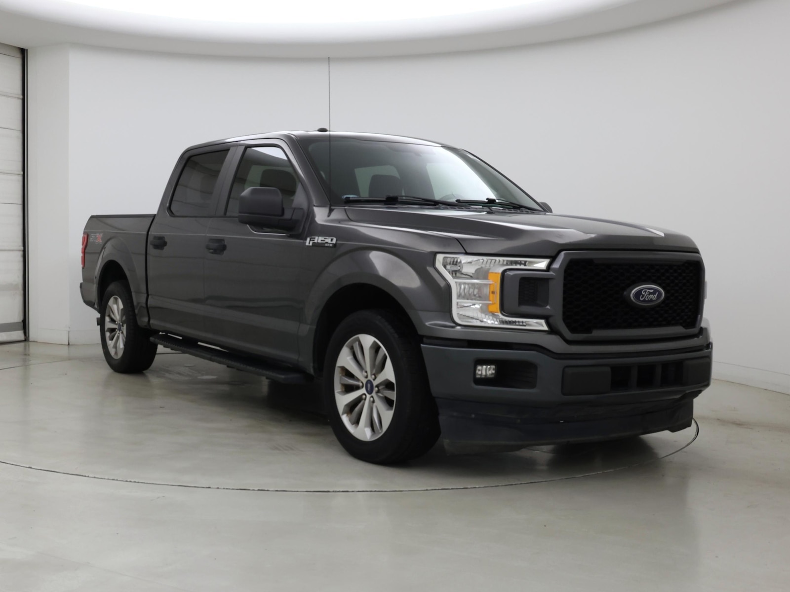 2018 Ford F-150 XL - Photo 2