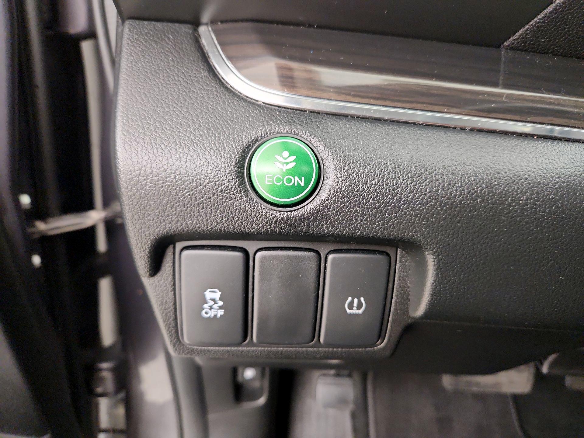 Thumbnail: 2016 Honda CR-V - 13