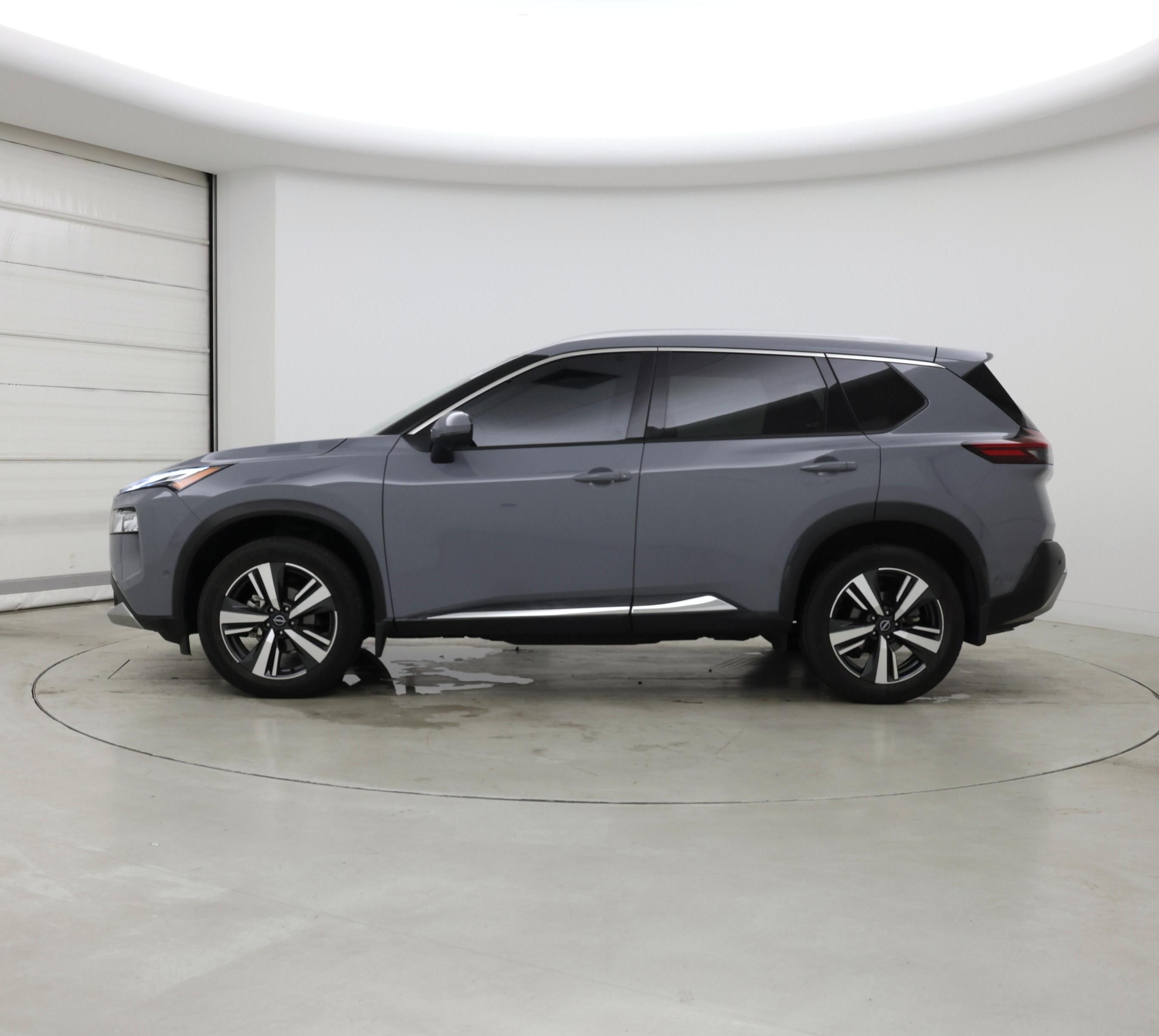 Thumbnail: 2022 Nissan Rogue - 3