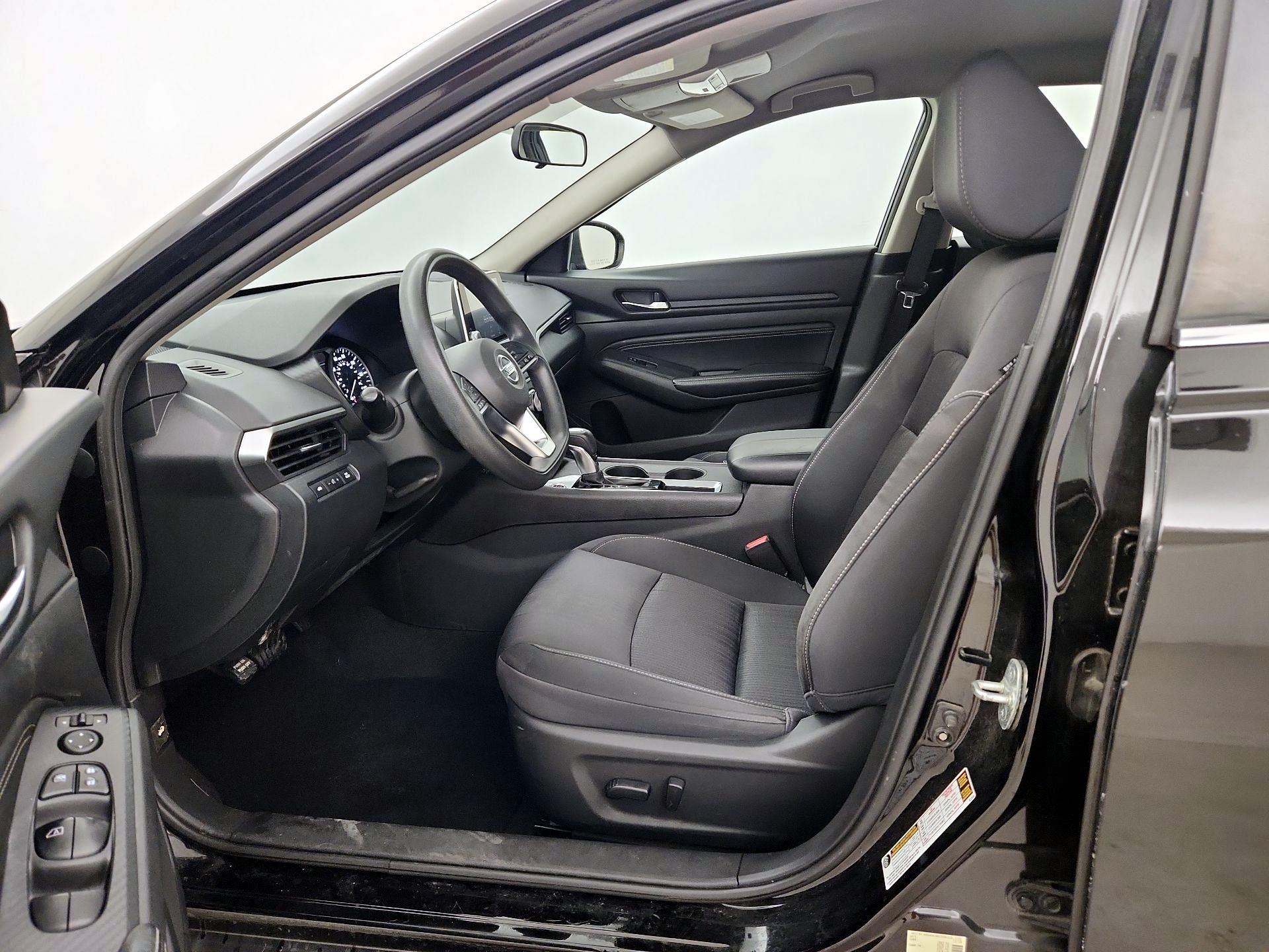 Thumbnail: 2019 Nissan Altima - 11