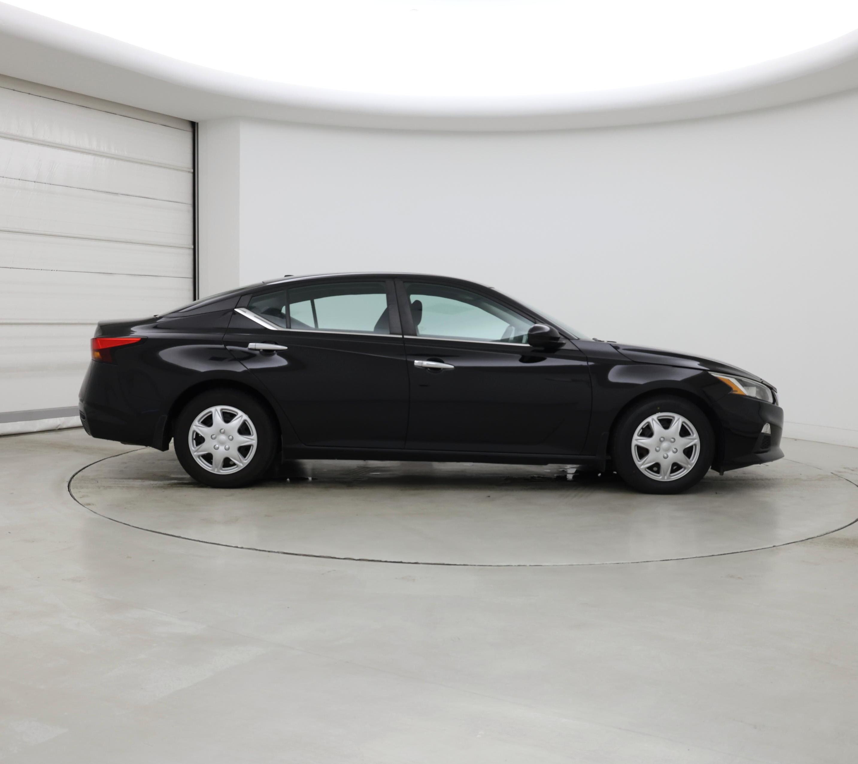 Thumbnail: 2019 Nissan Altima - 7