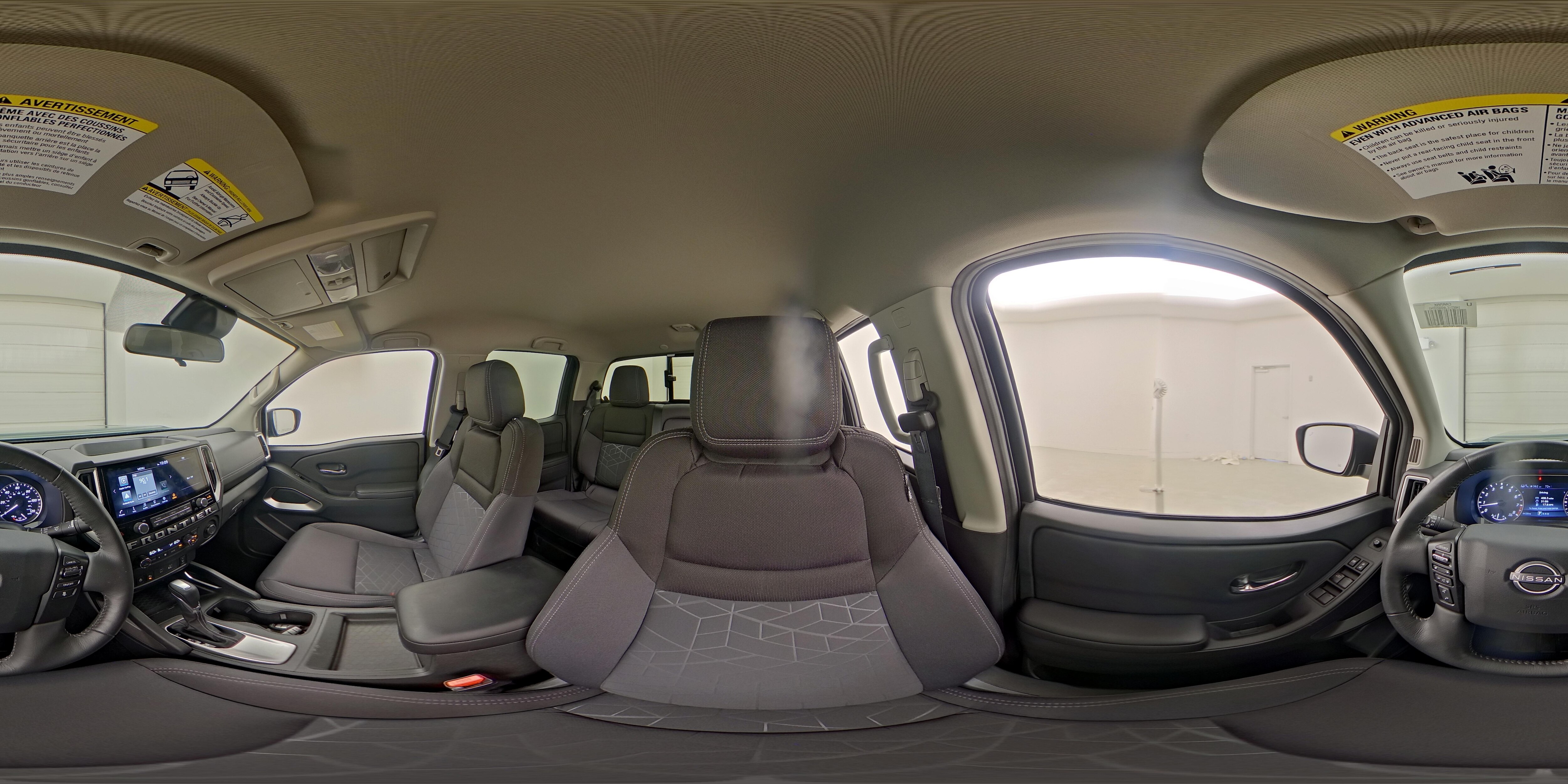2025 Nissan Frontier SV - Photo 27