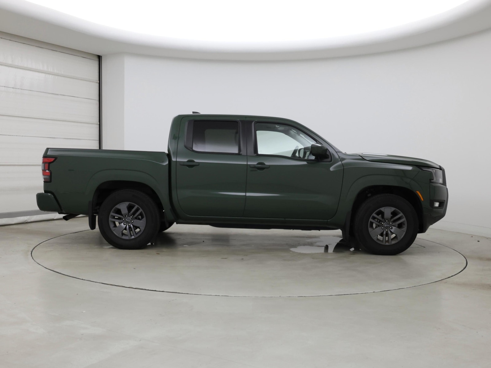 2025 Nissan Frontier SV - Photo 8