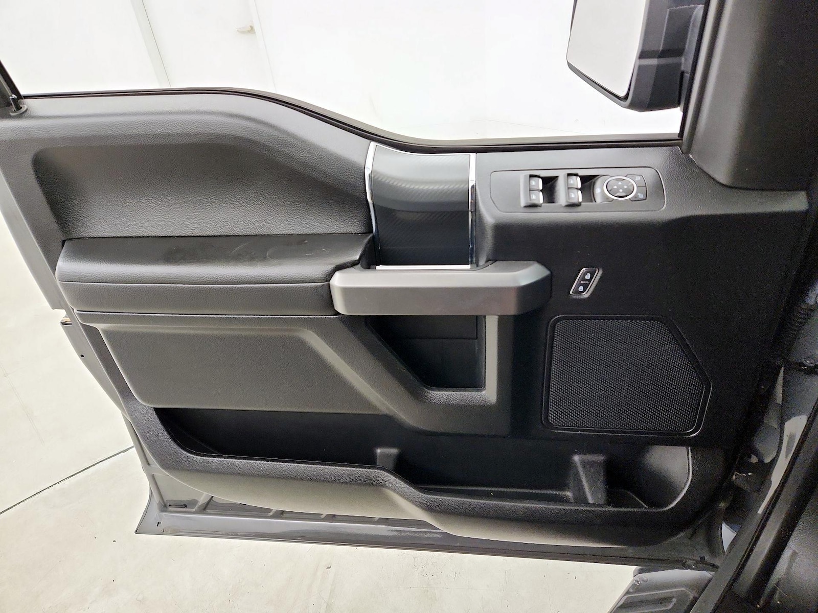 2018 Ford F-150 XLT - Photo 13