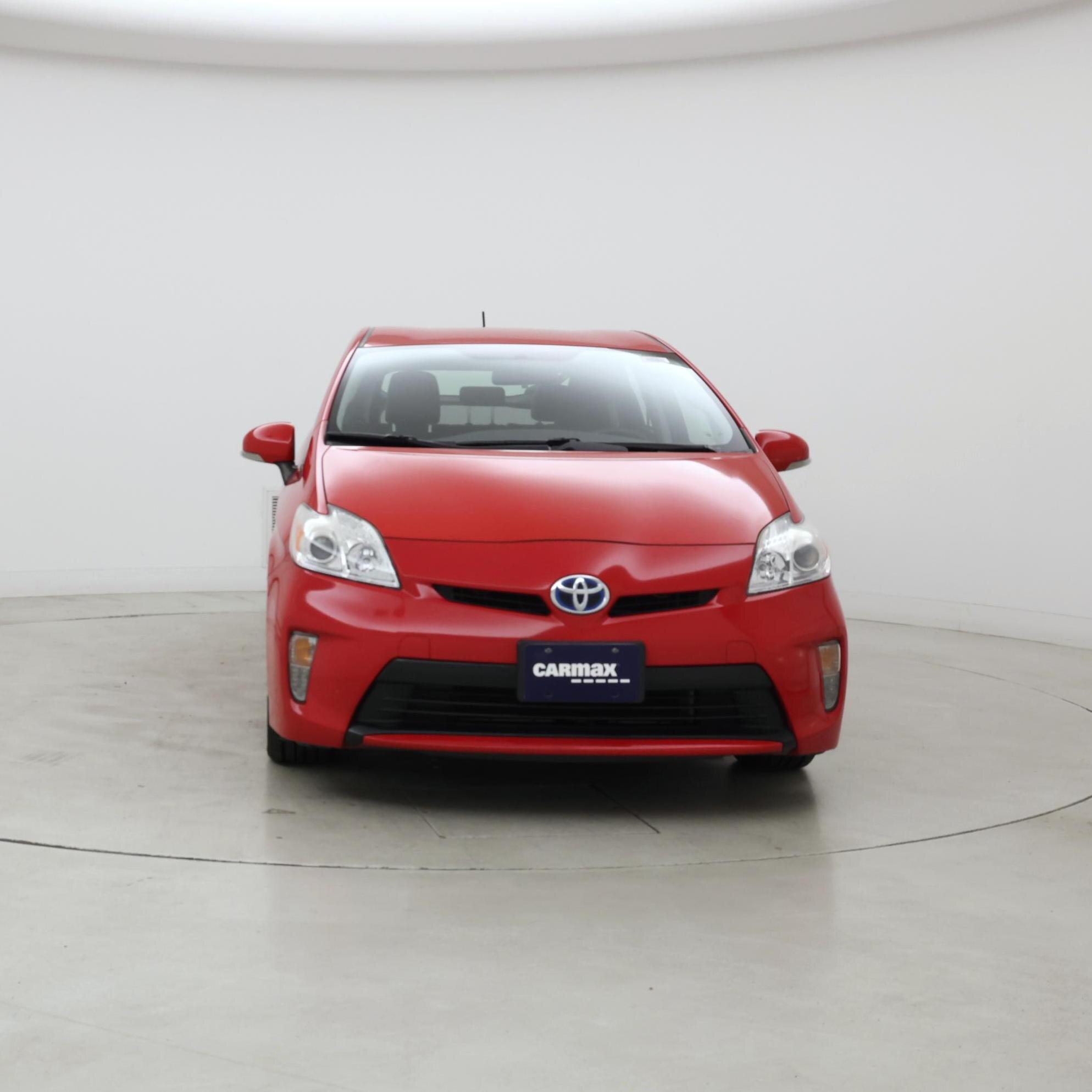 Thumbnail: 2015 Toyota Prius - 5