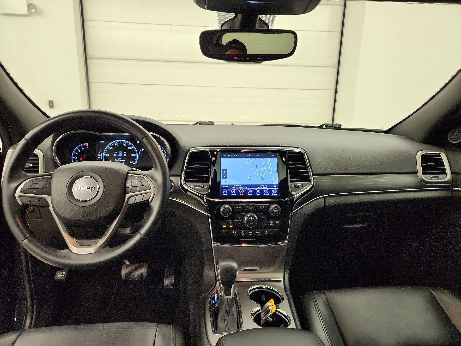Thumbnail: 2020 Jeep Grand Cherokee - 9