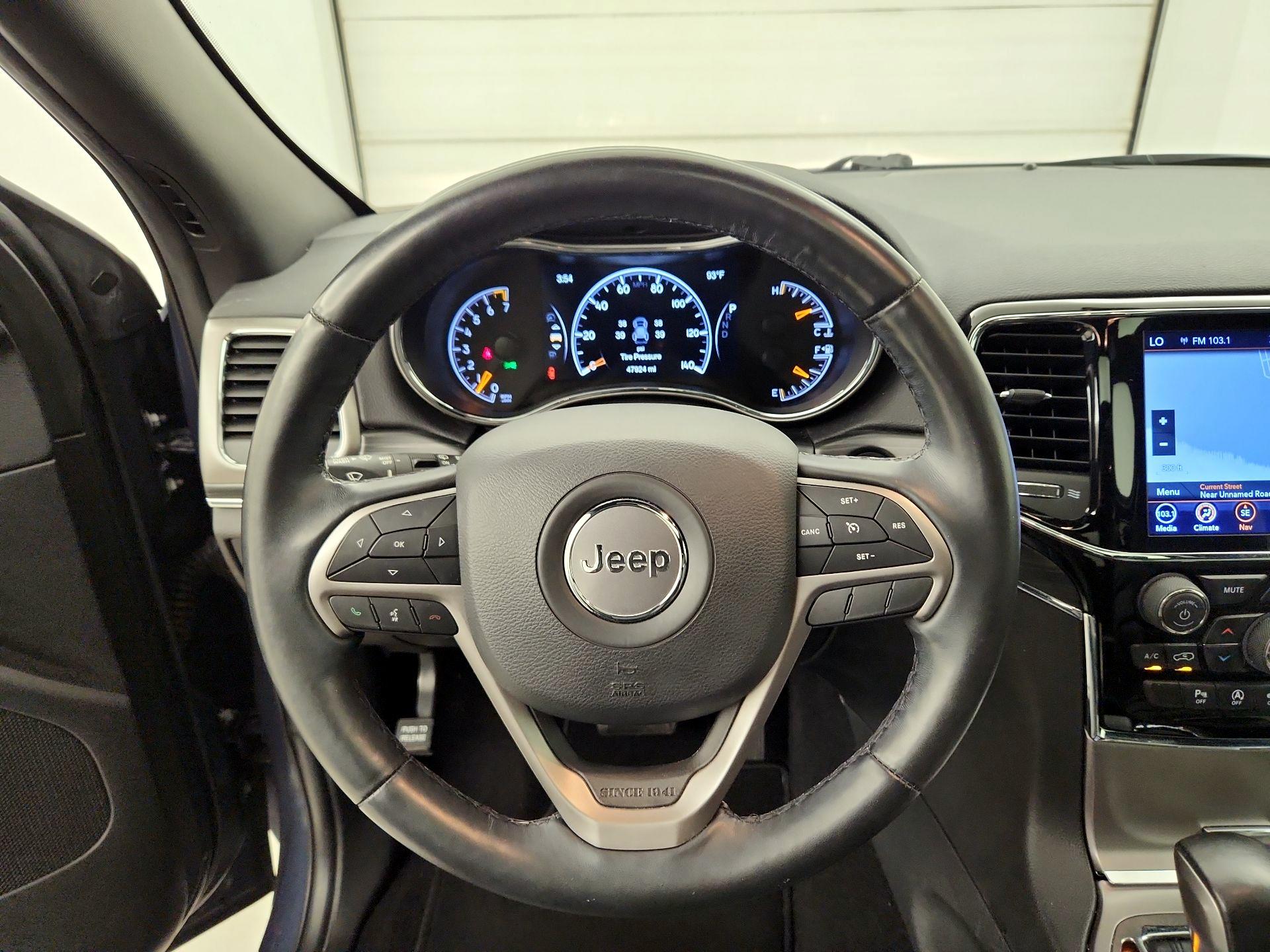 Thumbnail: 2020 Jeep Grand Cherokee - 10