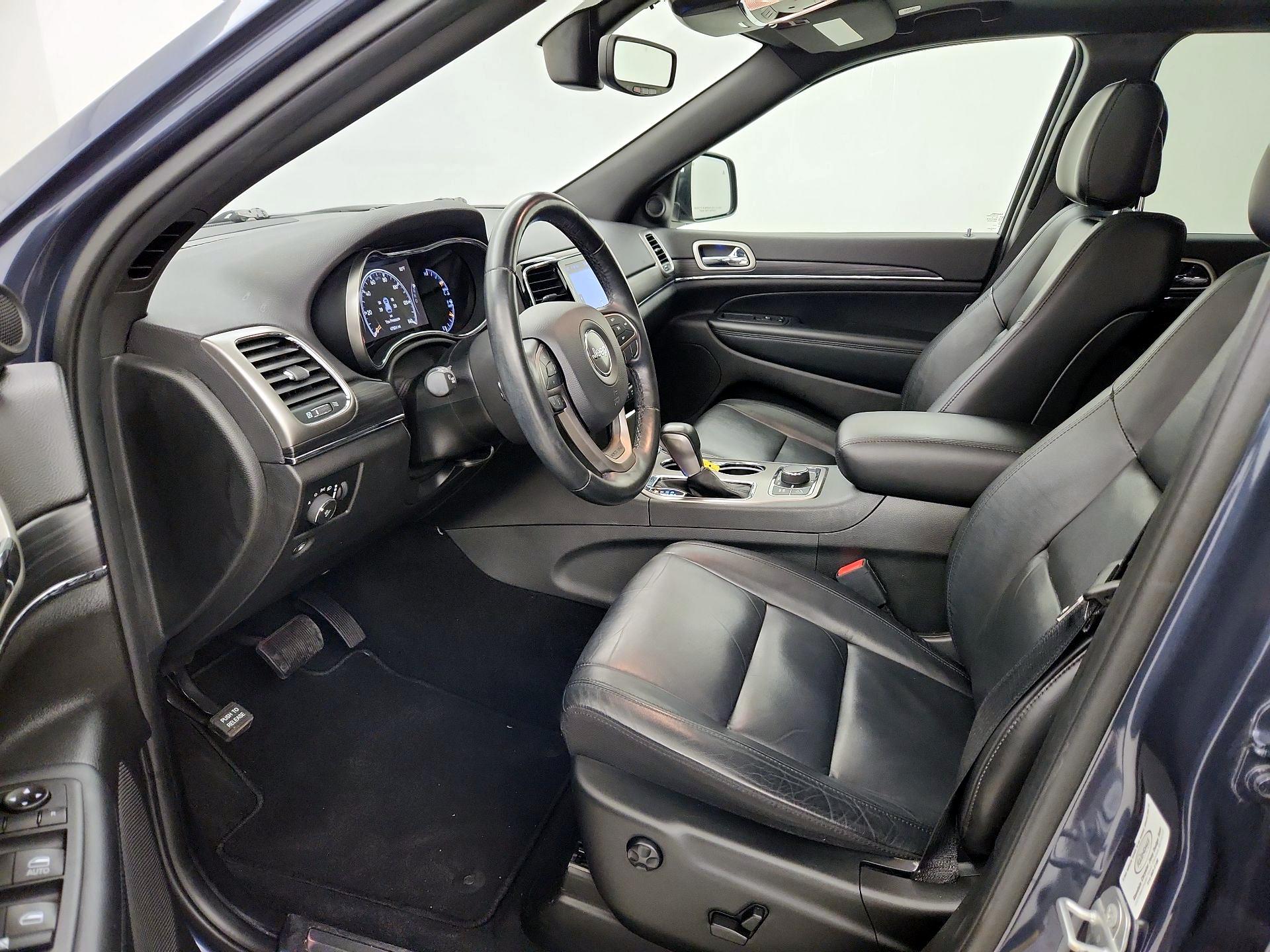 Thumbnail: 2020 Jeep Grand Cherokee - 11