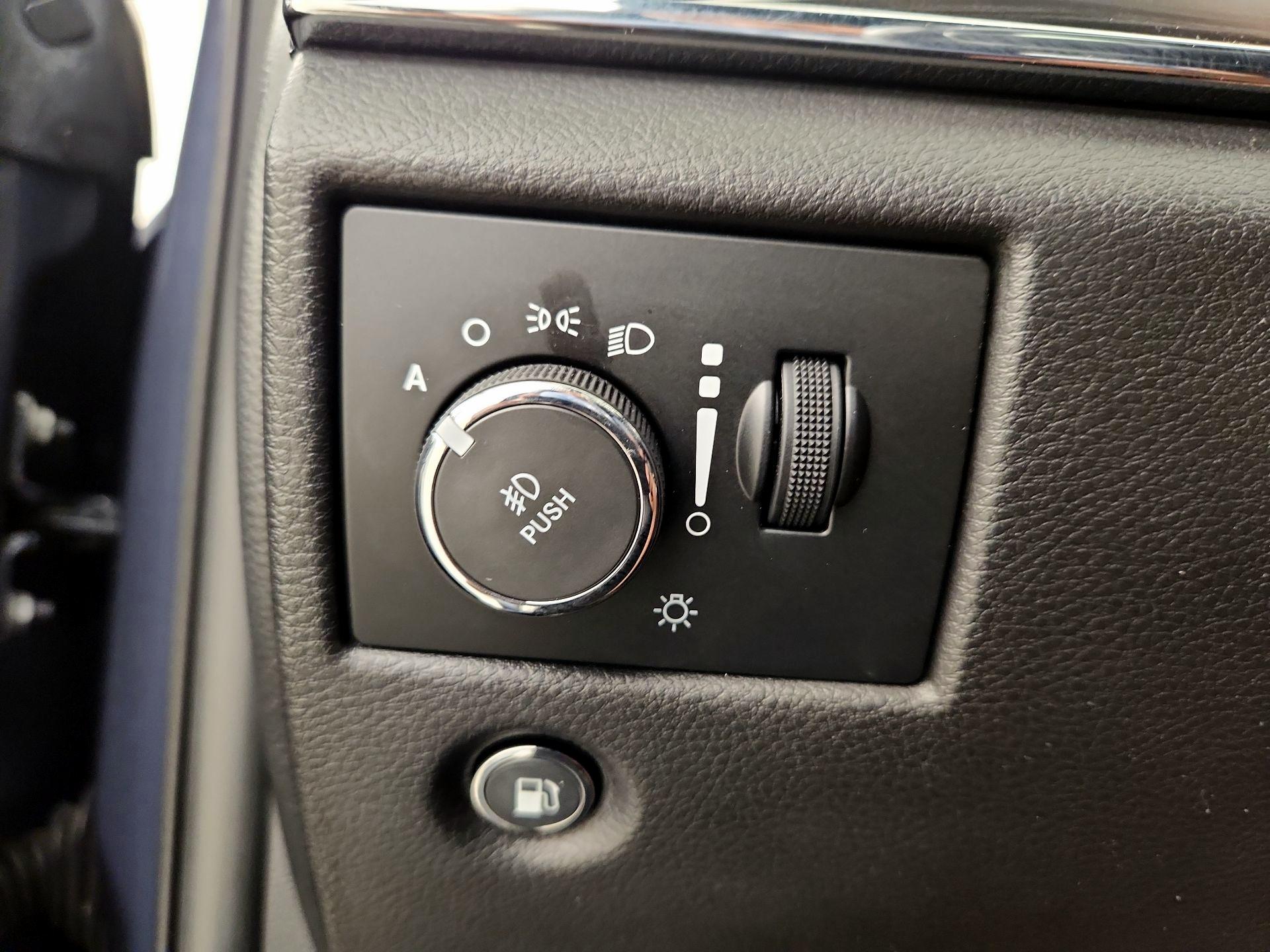 Thumbnail: 2020 Jeep Grand Cherokee - 13